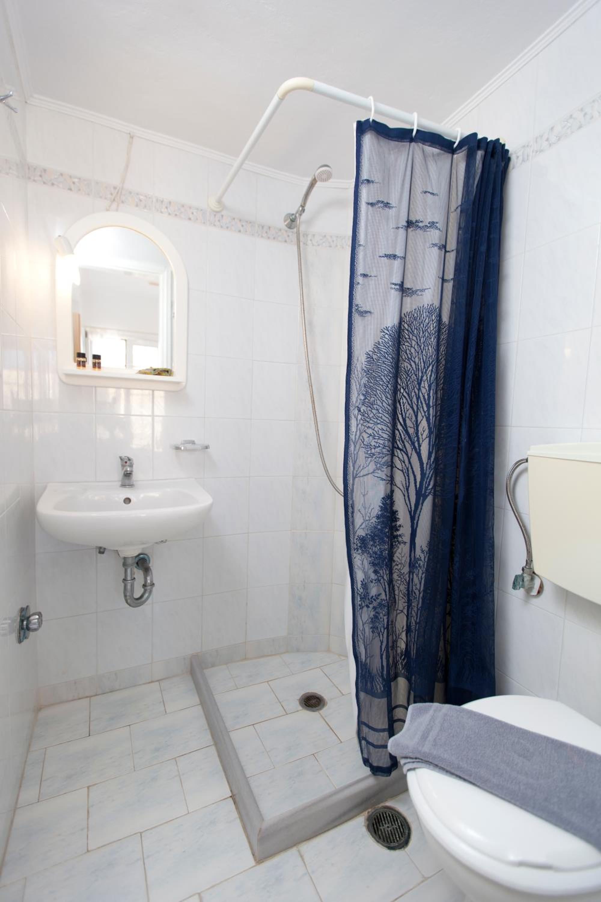 Kontogoni Rooms