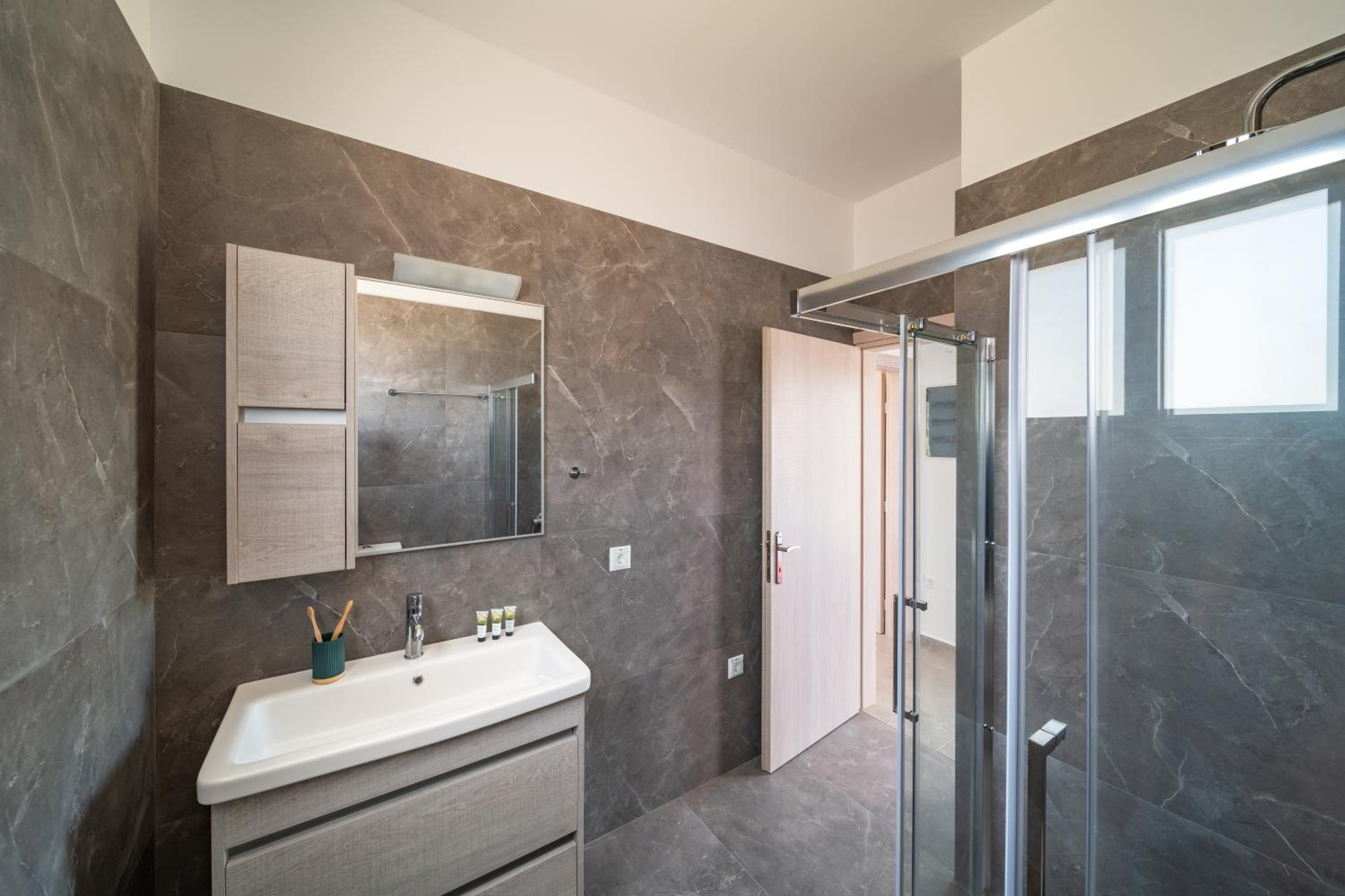 Lotus Luxury Apartments view 3
