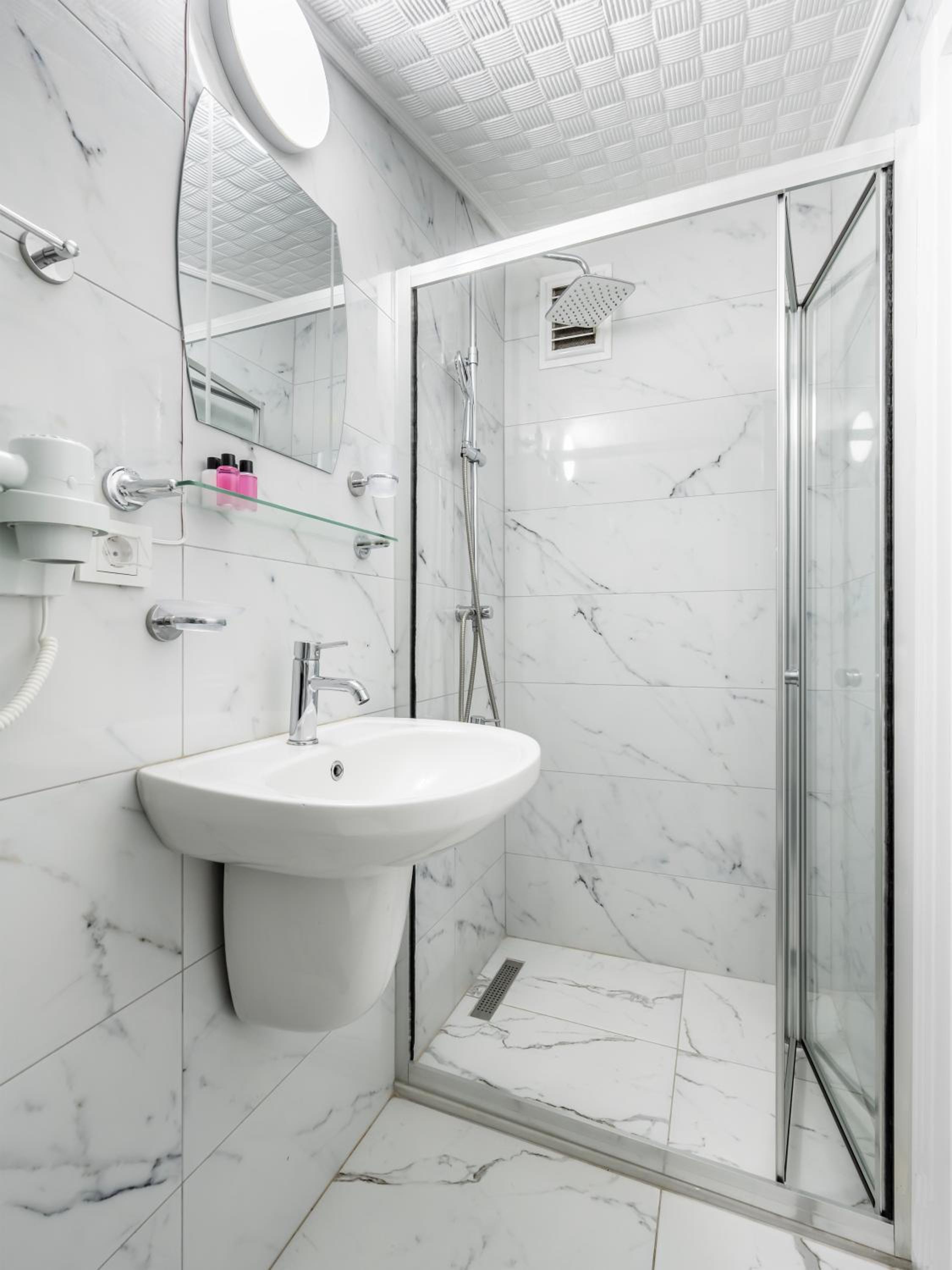 Taksim Trust Otel & Süitler - Image 21