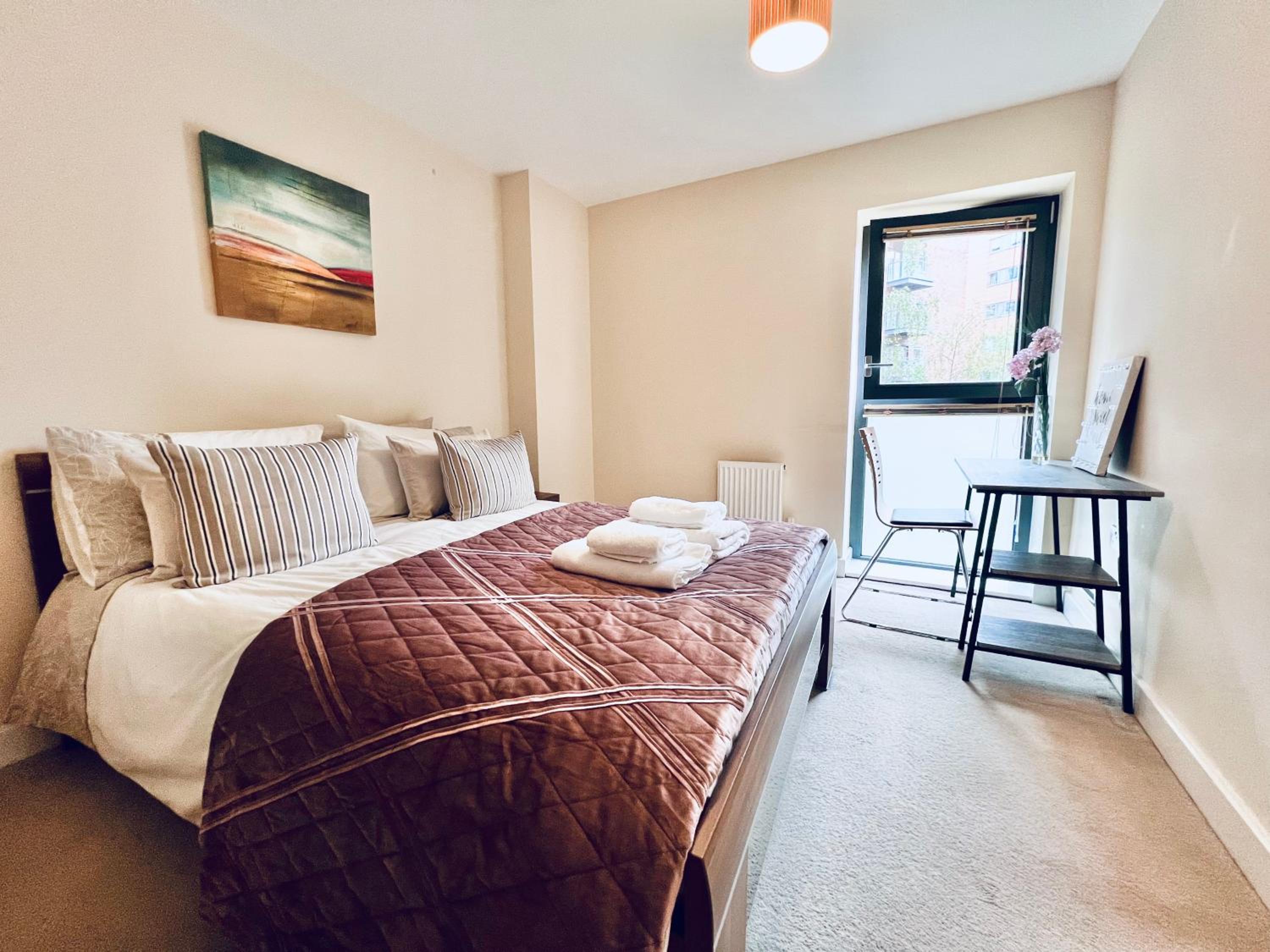 Canada Water SE16 7AQ 2bed apartment