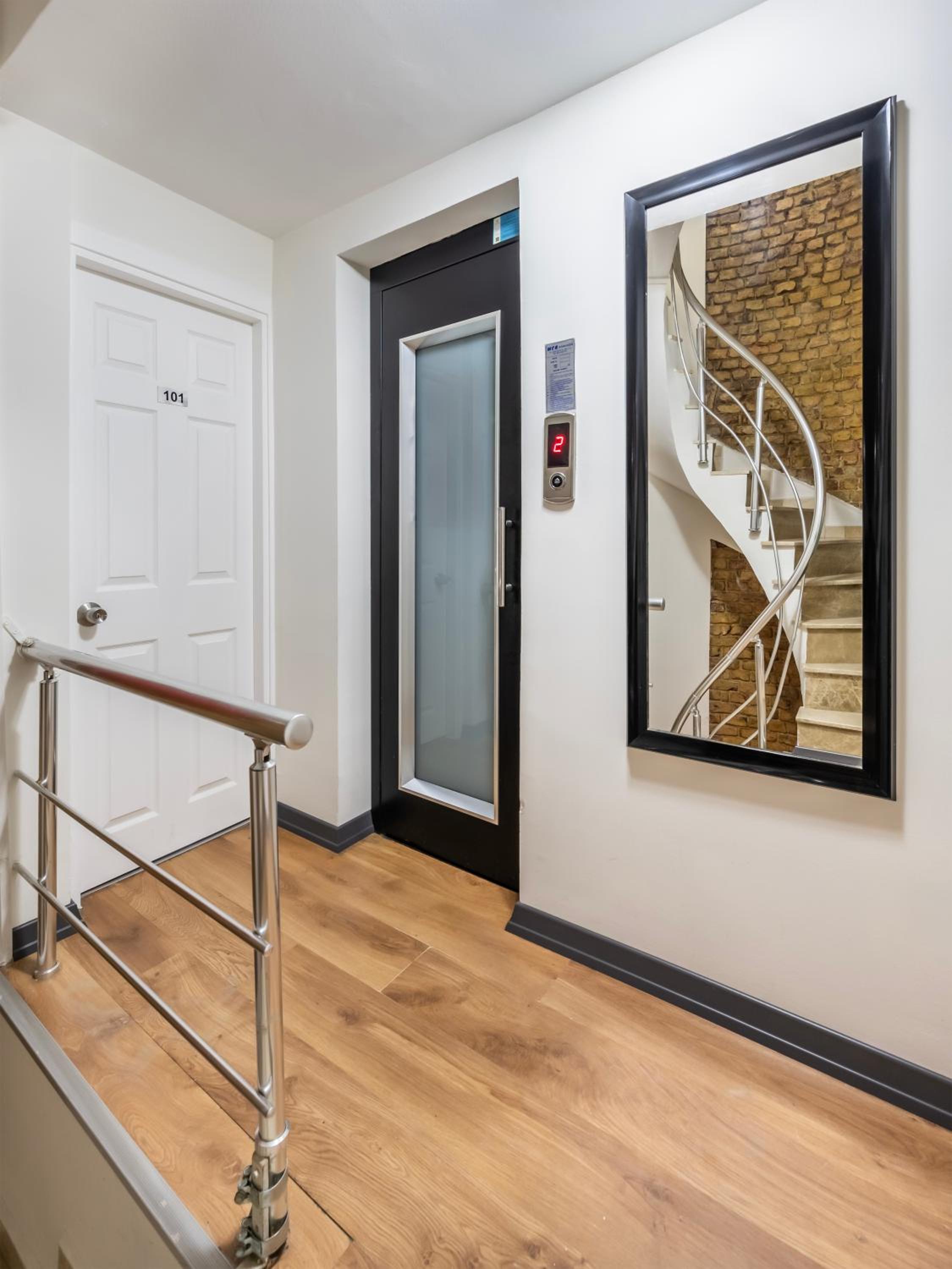 Taksim Trust Otel & Süitler - Image 31