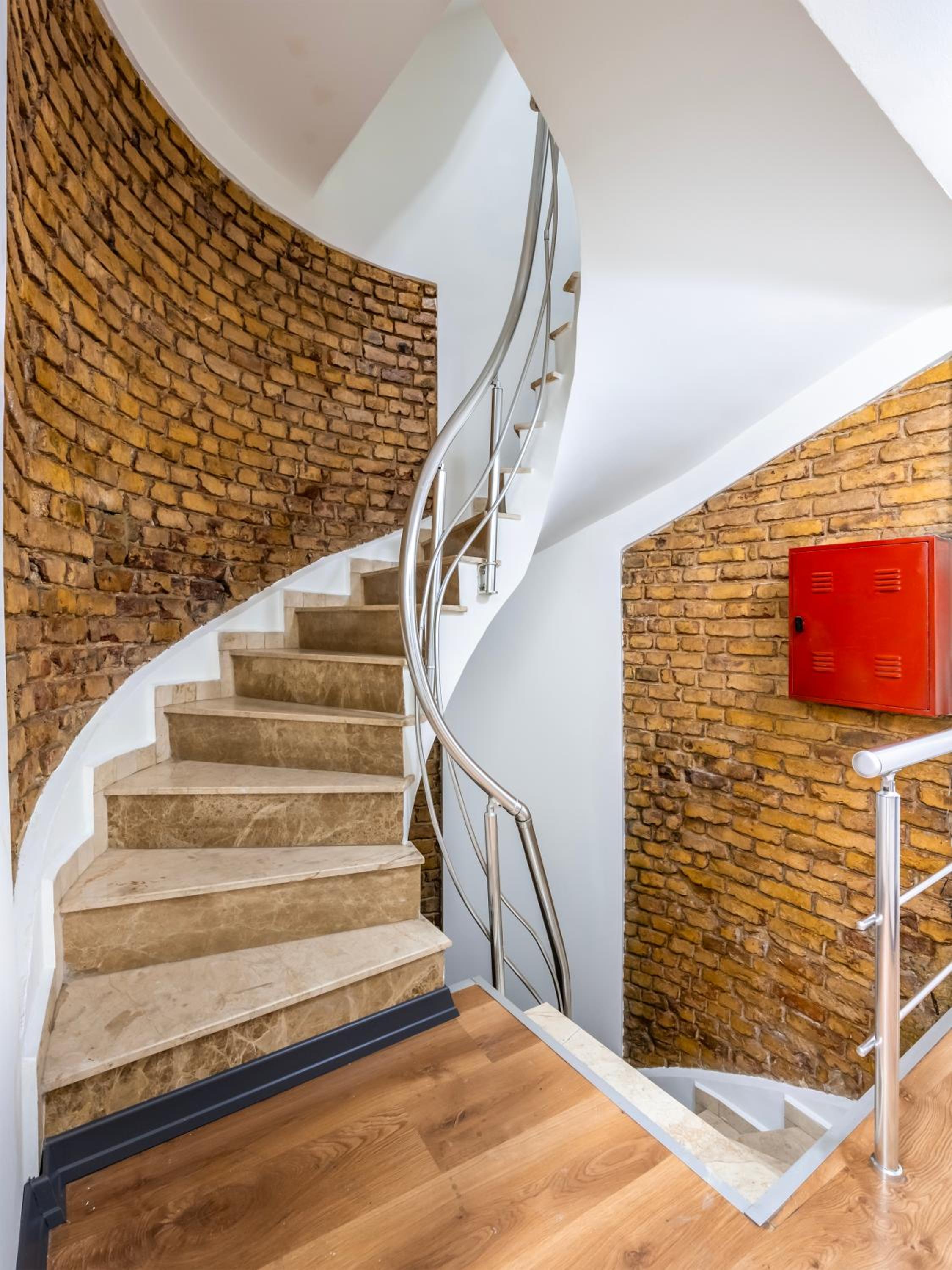 Taksim Trust Otel & Süitler - Image 35