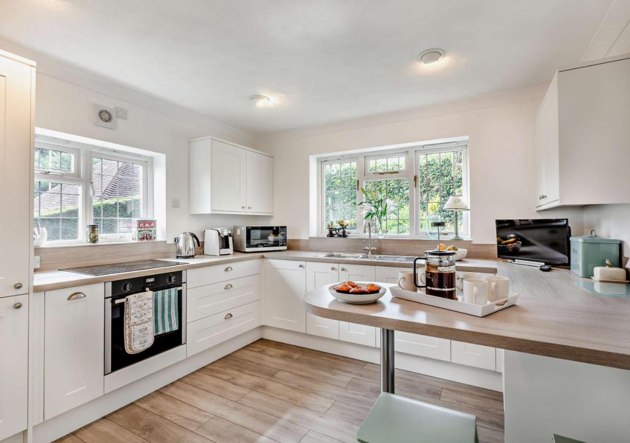 3 Bed in Lyme Regis oc-s27857