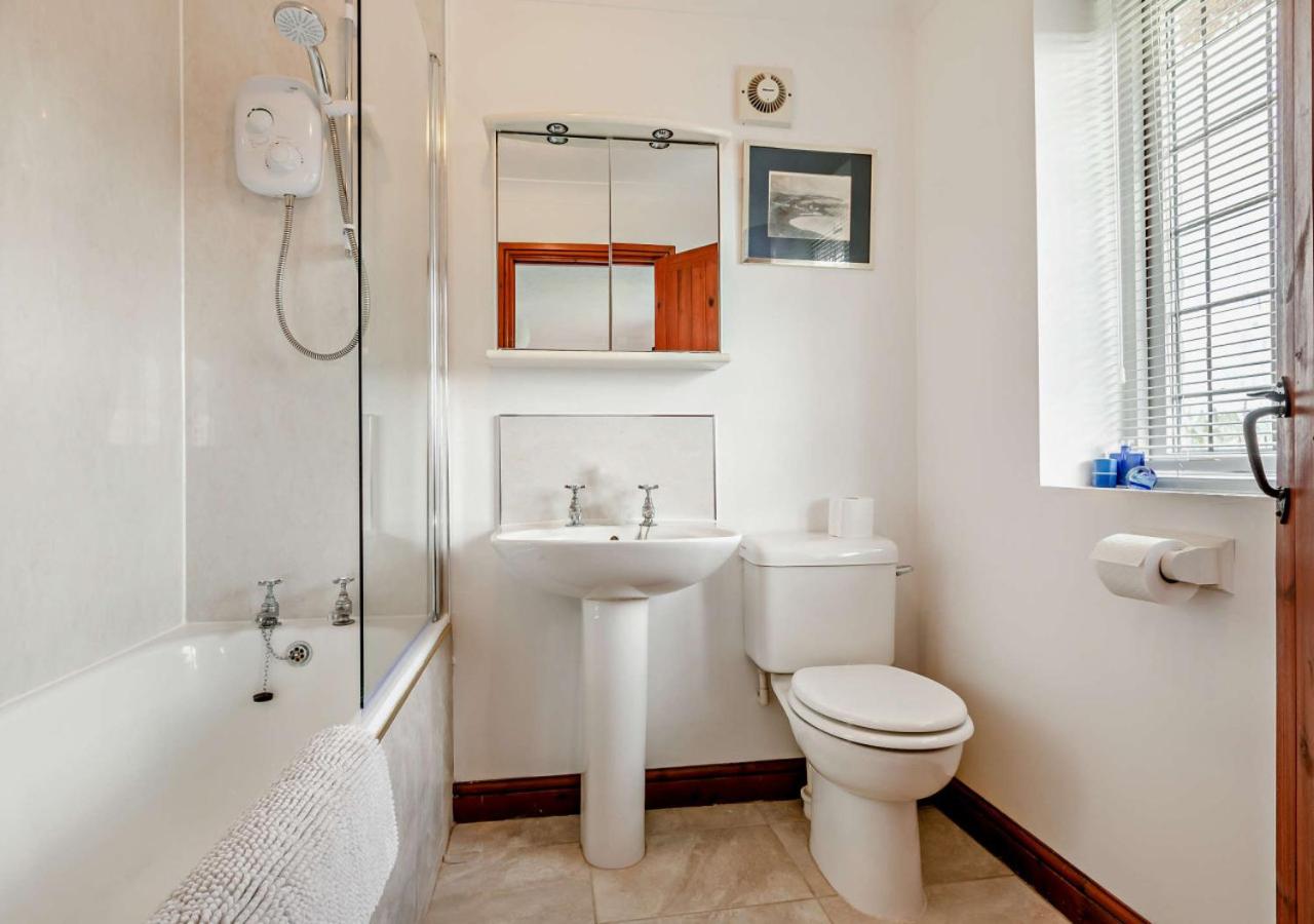 3 Bed in Lyme Regis oc-s27857