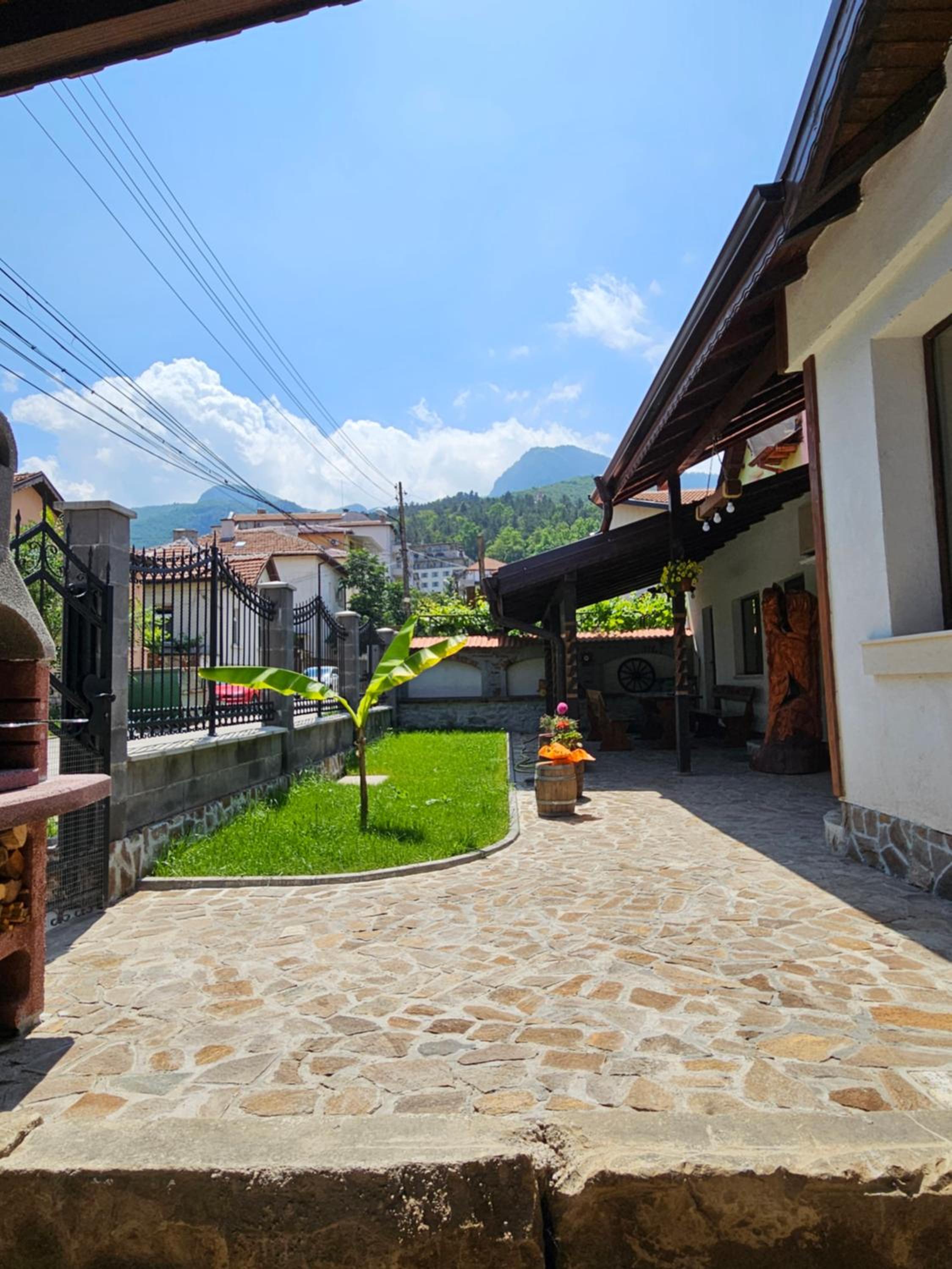 Cozy Rooms in Vratsa by Georgievi