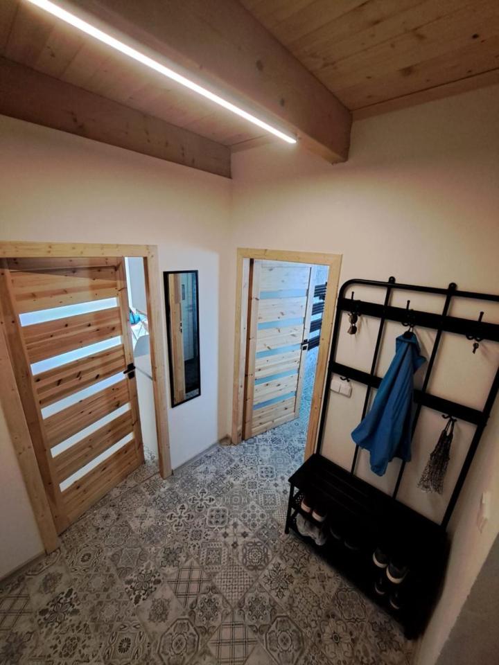 Apartmán se saunou a vinný sklep Živjeli