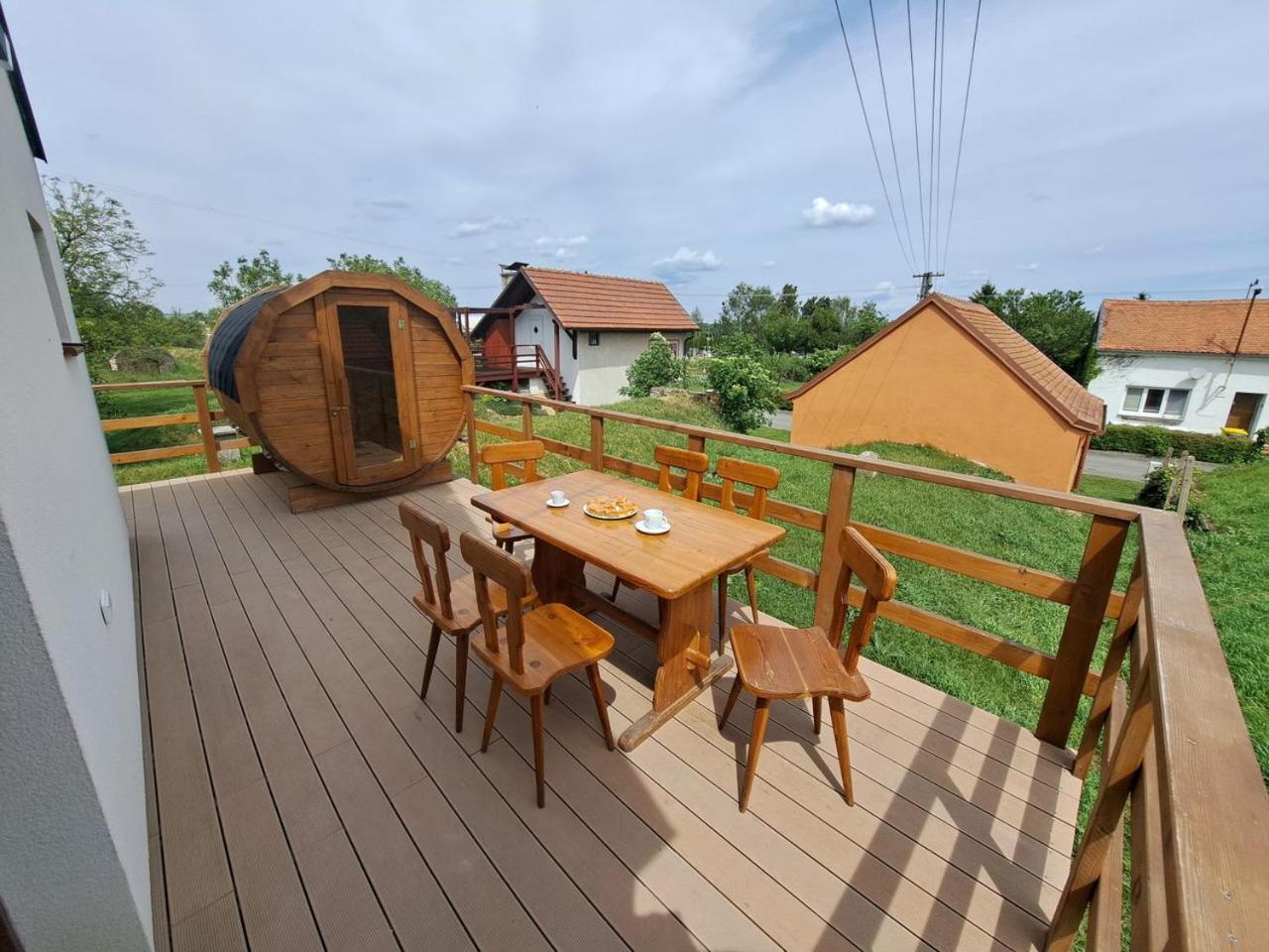 Apartmán se saunou a vinný sklep Živjeli