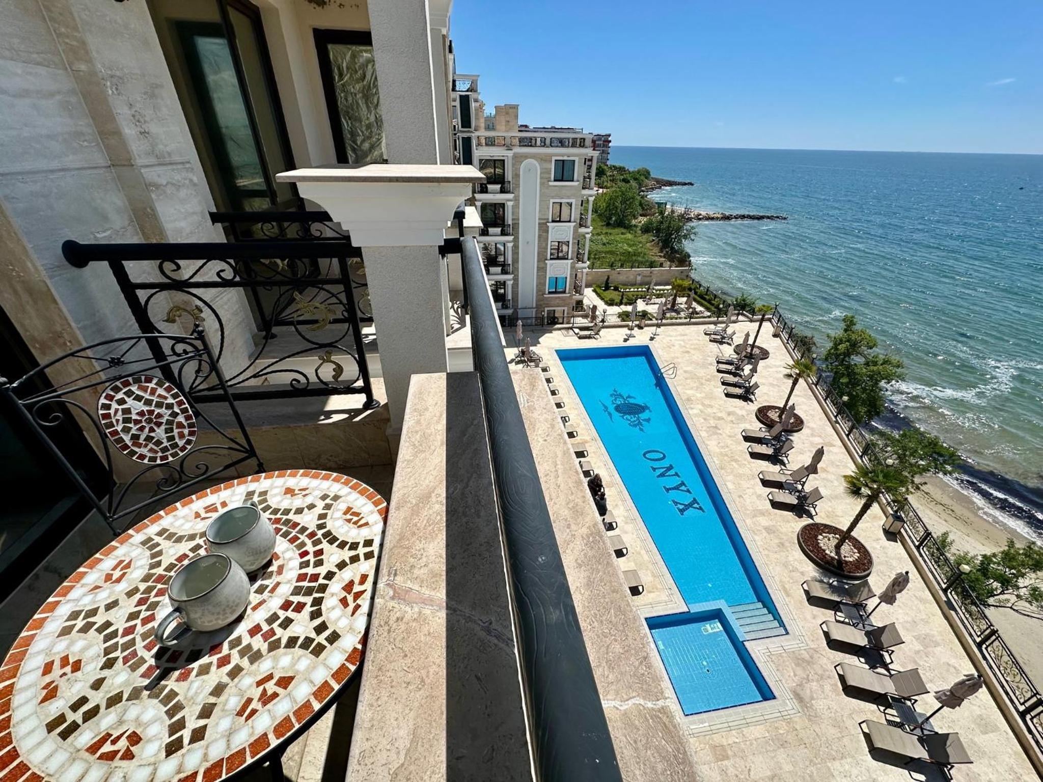 ONYX 1 - Menada Apartments