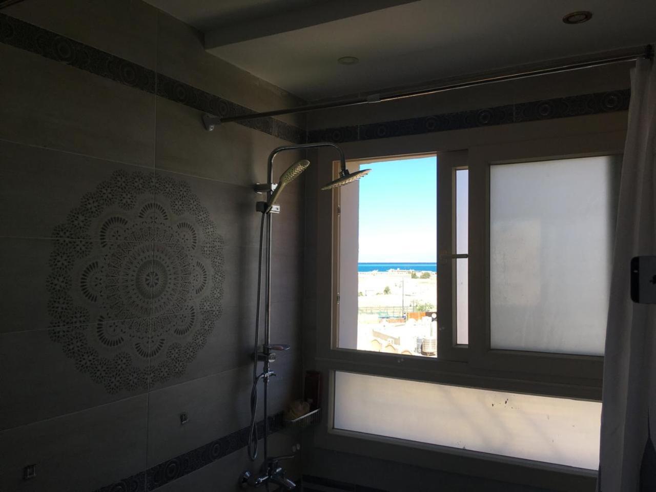 apartment for rent sea view Alhambra