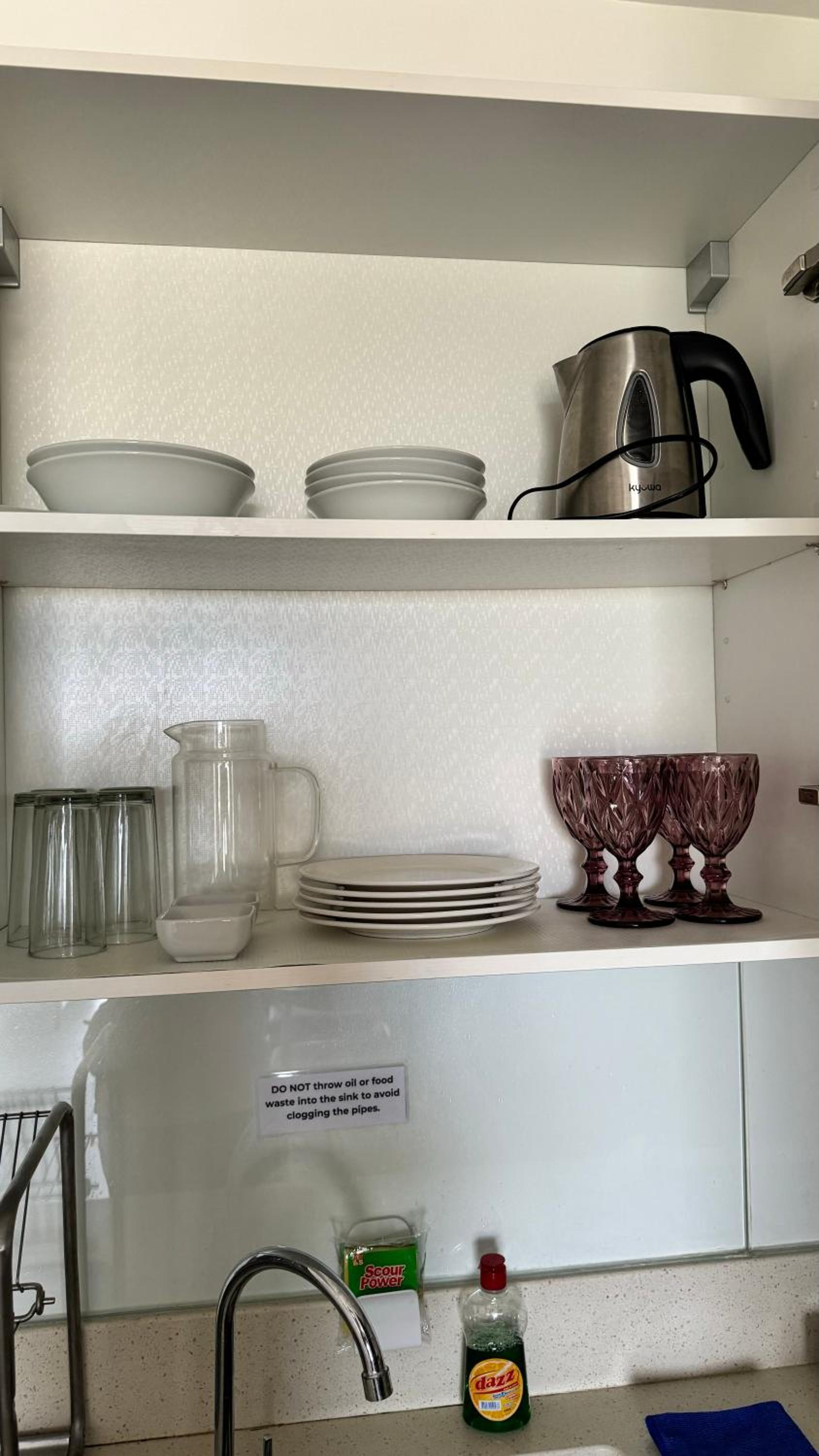 Matina Enclaves cozy 2BR Parking WIFI Netflix near SM Ecoland view 4