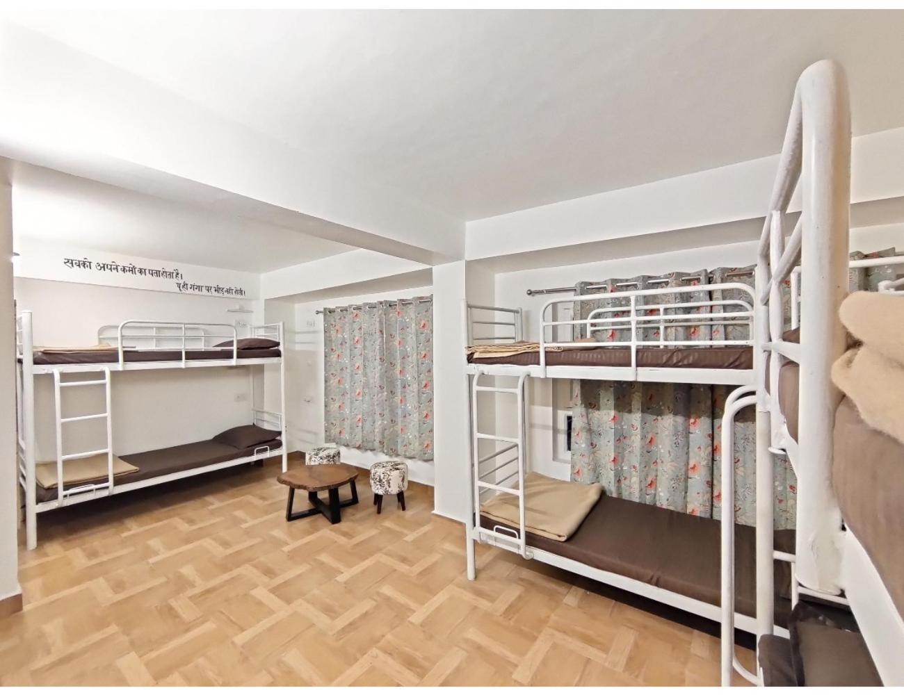 Event-First Bunkotel