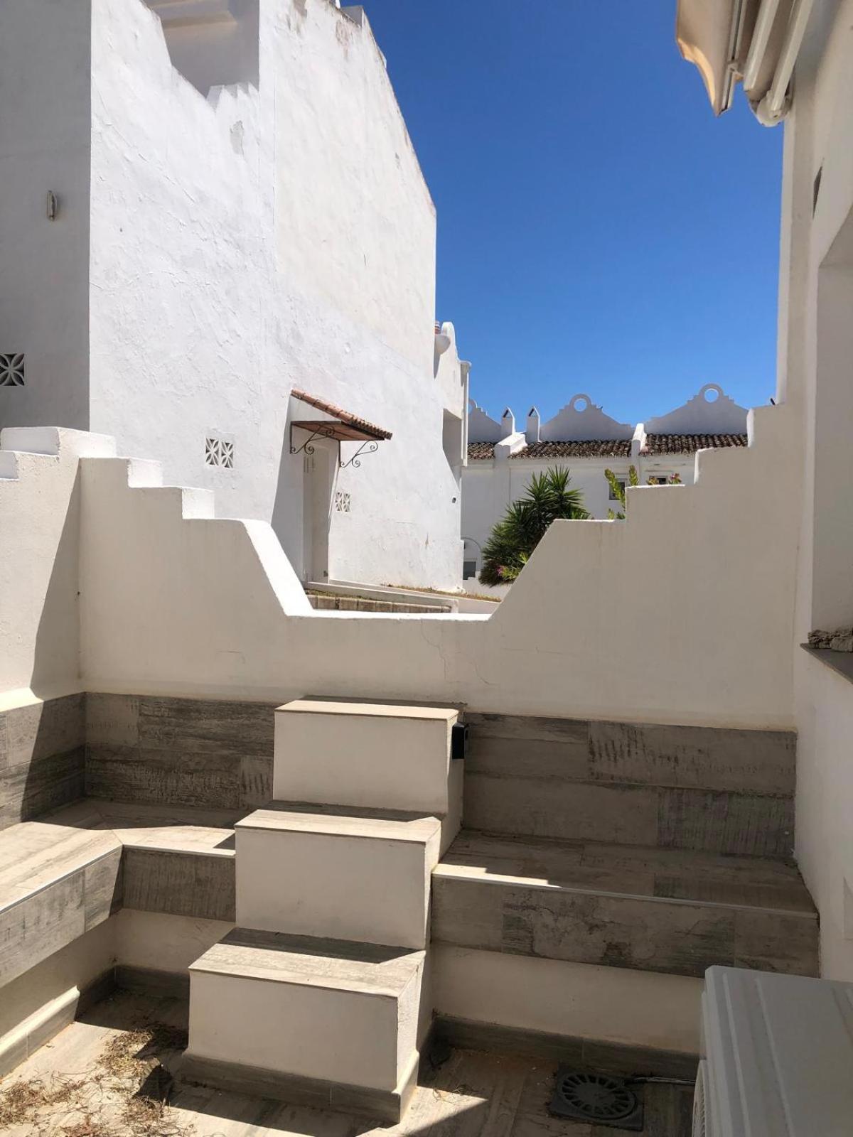 Marbella Vacations - Casa Chico 2 bedroom townhouse 1 Mile from Marina Beaches - Property Image 23