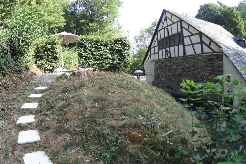 Remise einer historischen Wassermühle im Hunsrück