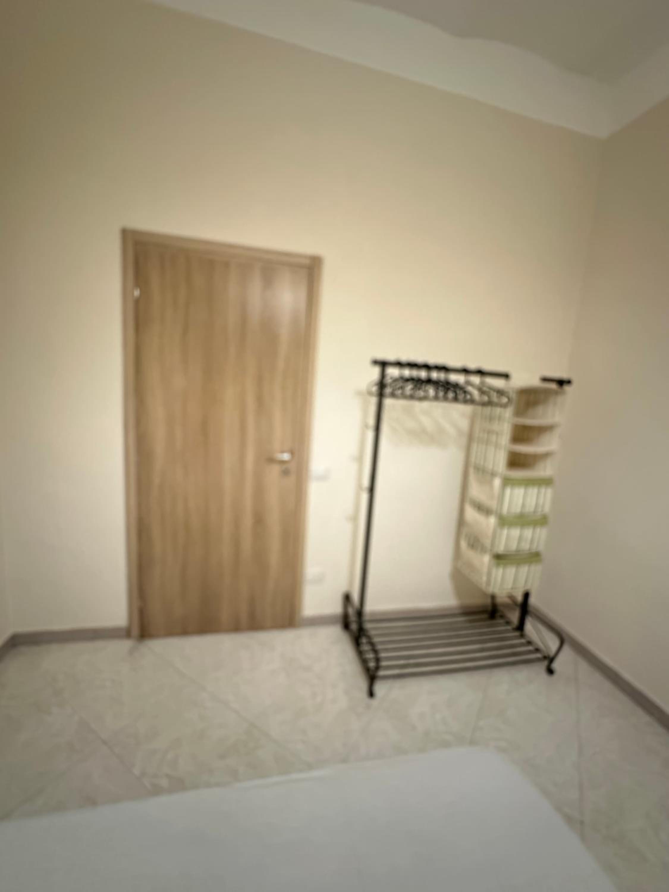Spacious 130 sqm Luxury Apartment - 2 Bathrooms - Central Station & Old Town