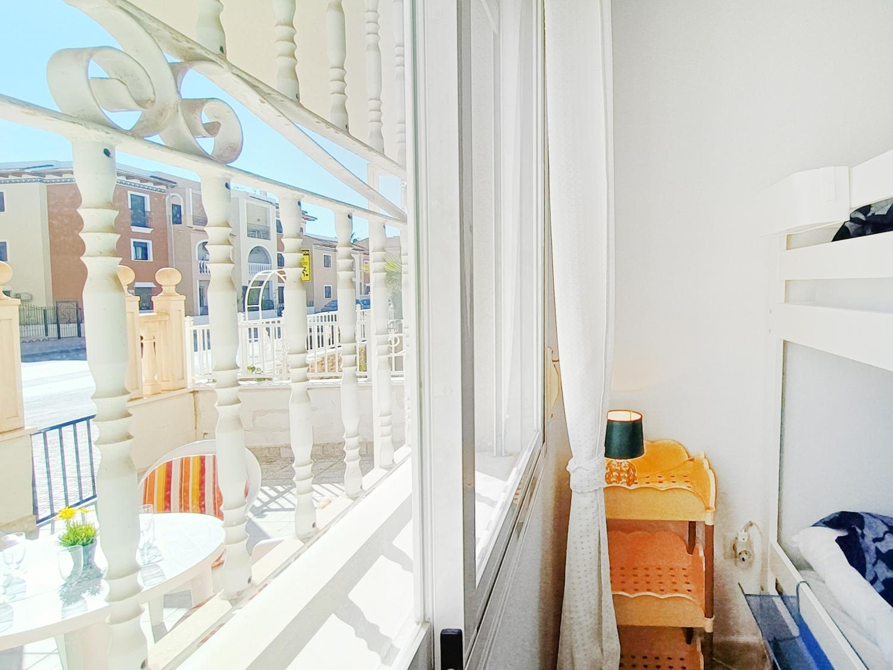 Sunny Blue Home - near Pools, Beach and Golf view 4