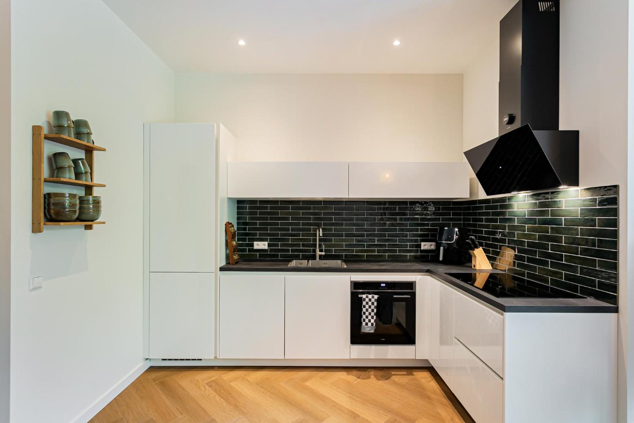 Stylish apartment next to the Amstel River - Unit C