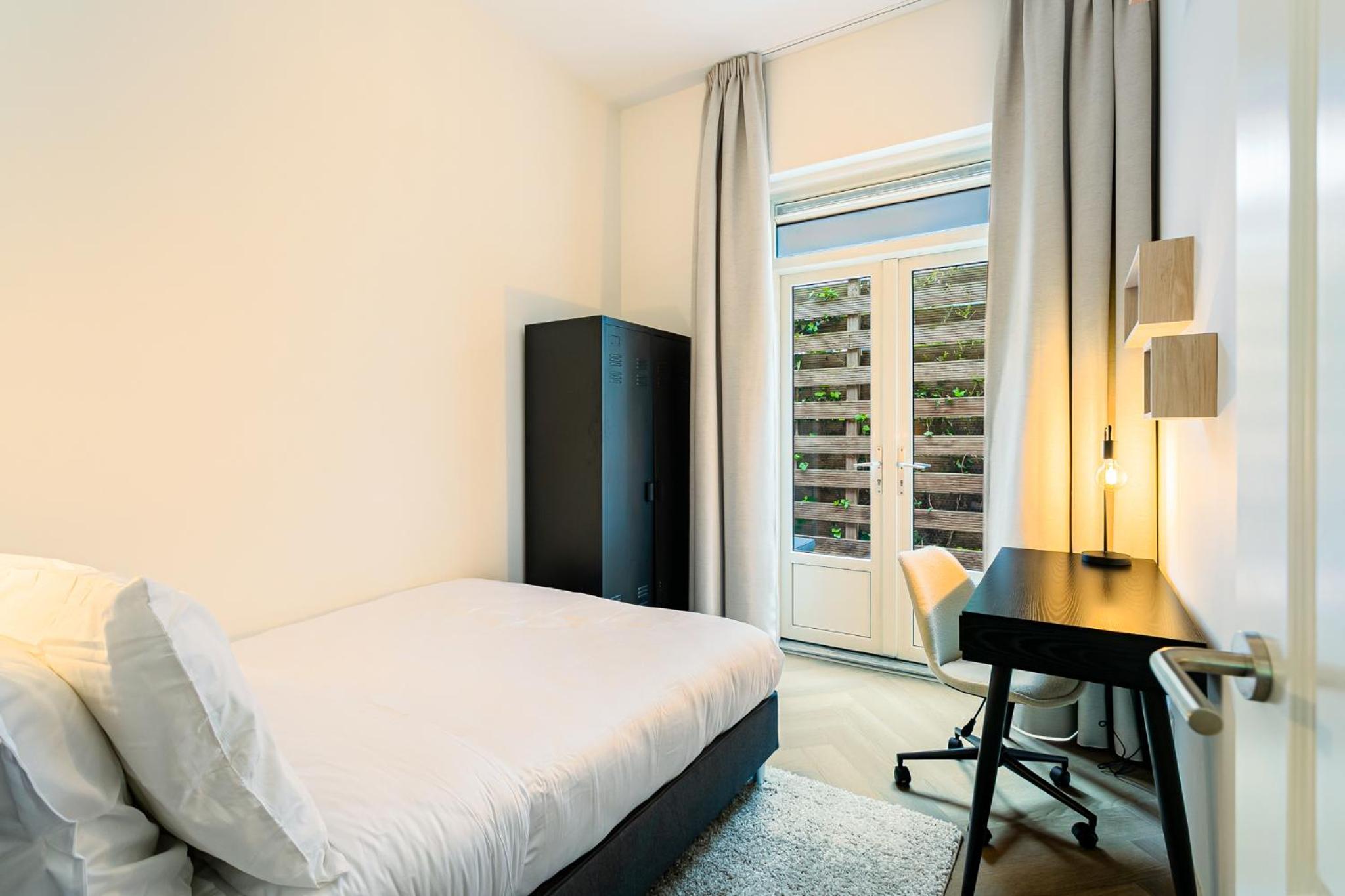 Stylish apartment next to the Amstel River - Unit C