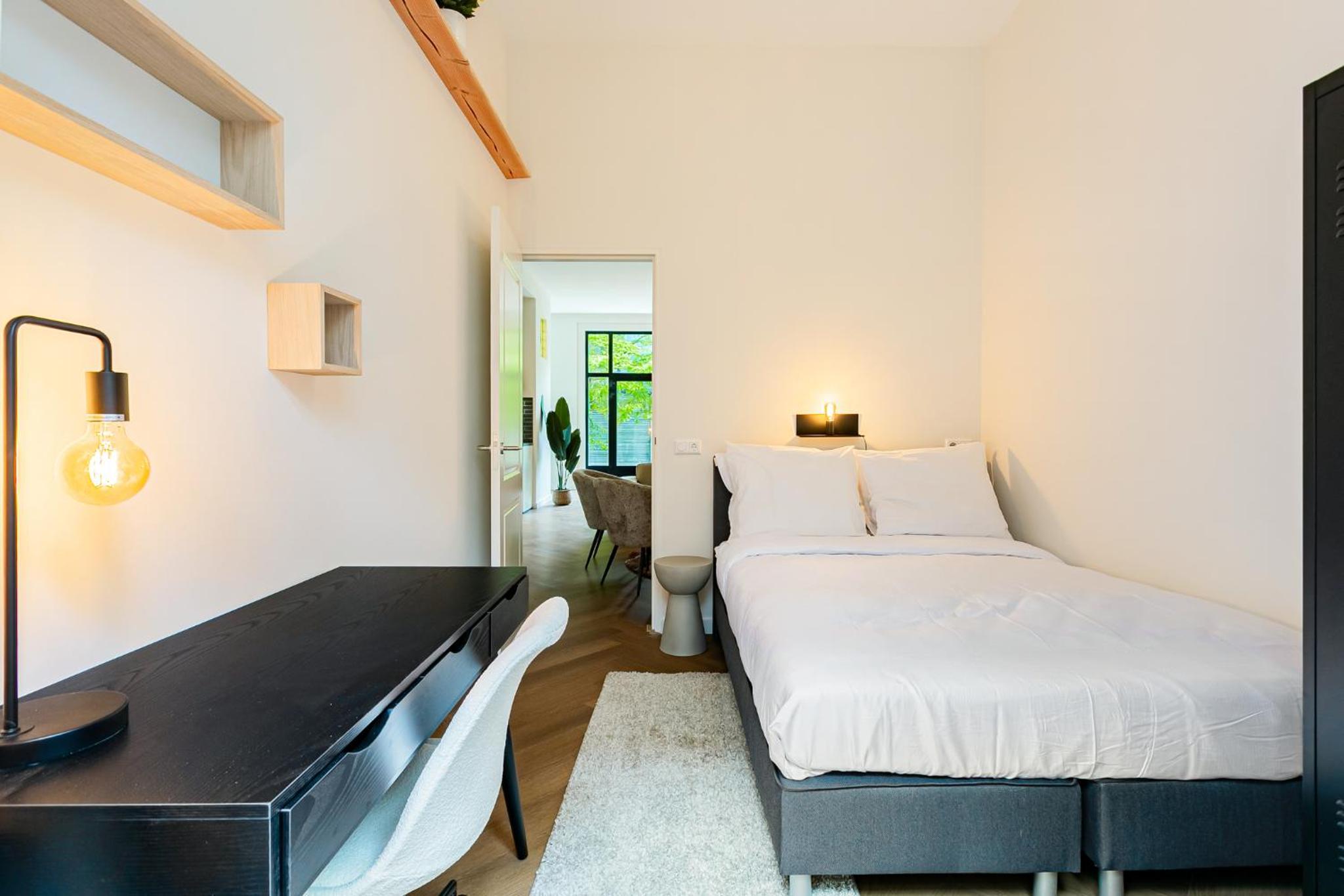 Stylish apartment next to the Amstel River - Unit C