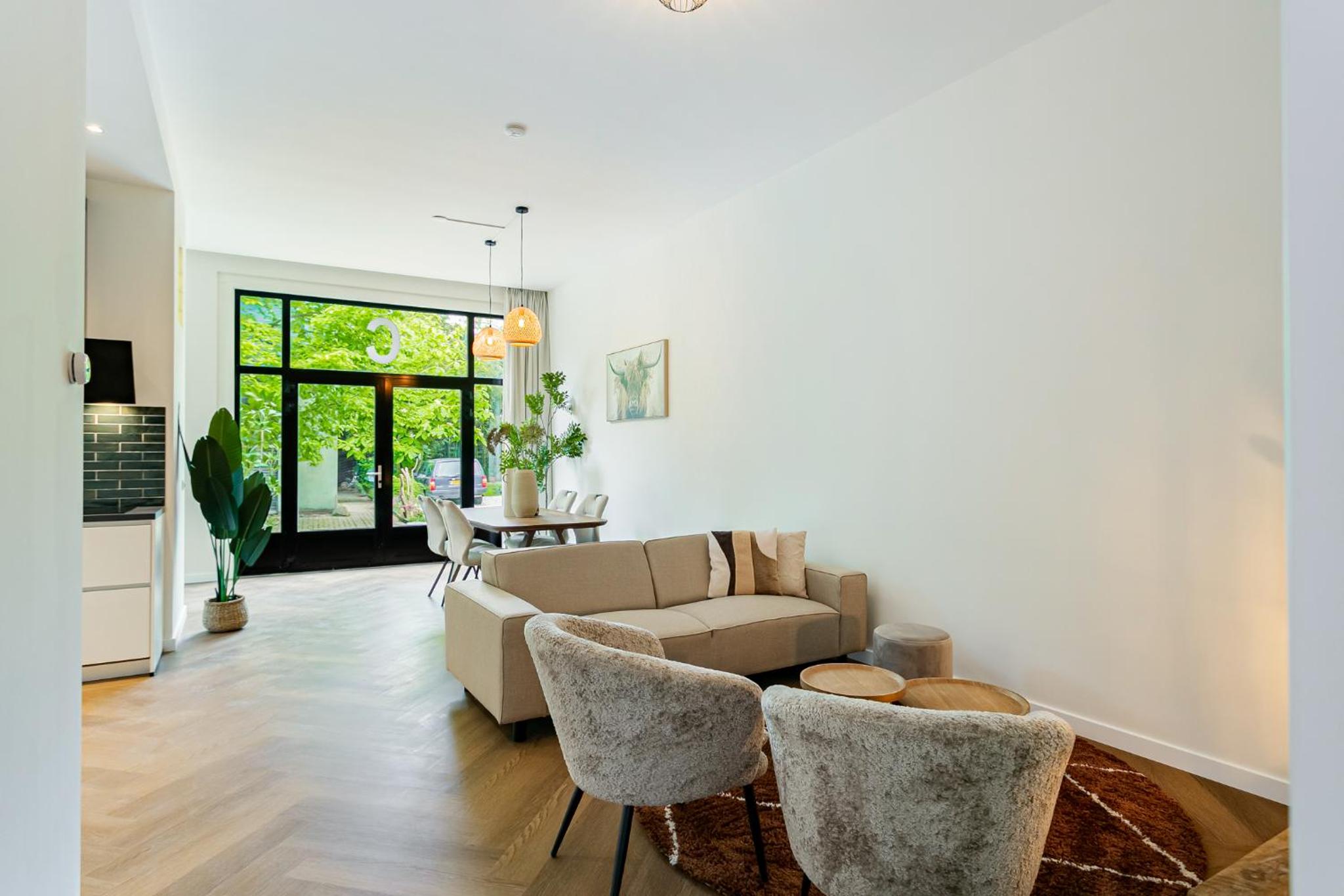 Stylish apartment next to the Amstel River - Unit C