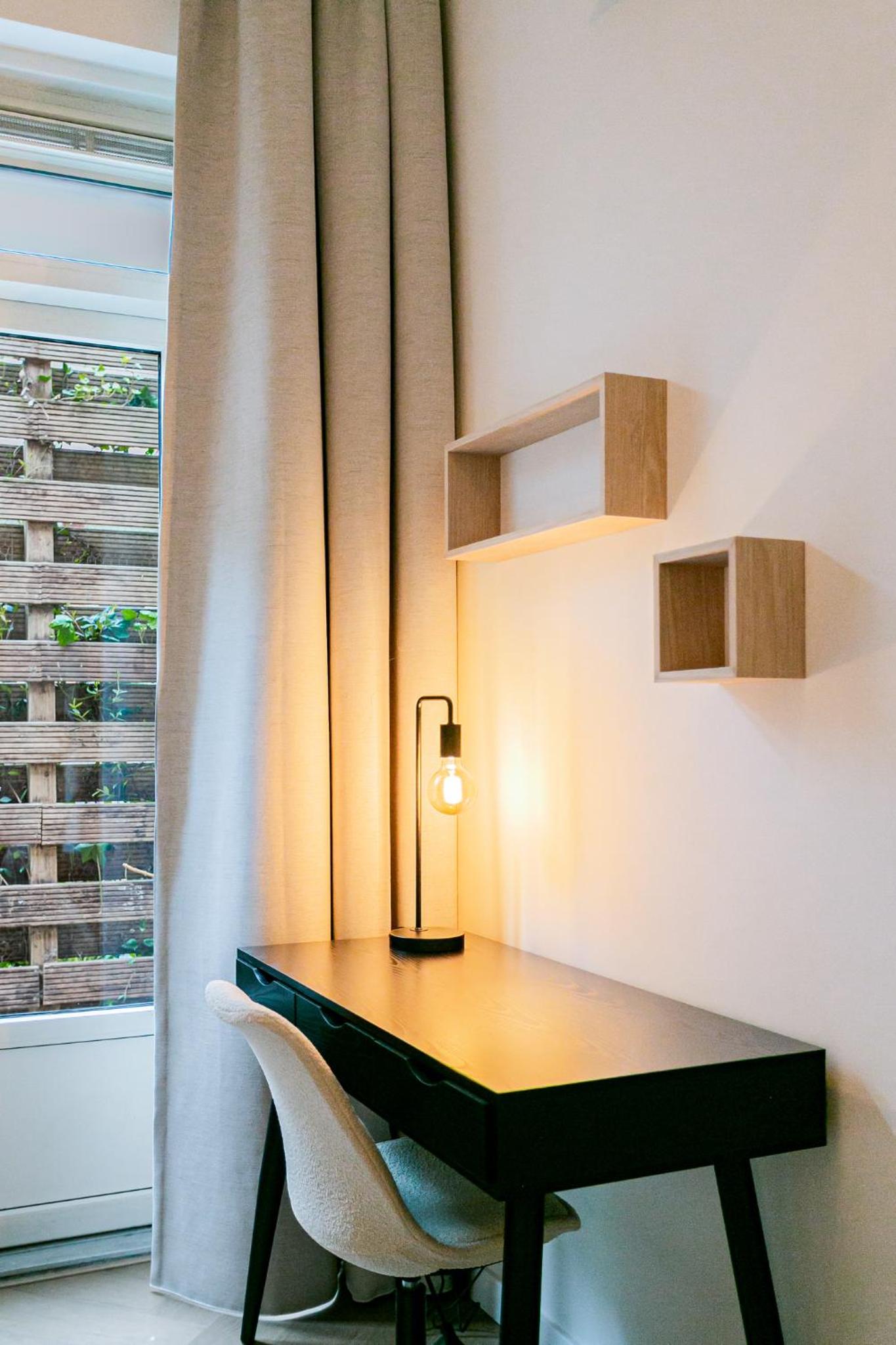 Stylish apartment next to the Amstel River - Unit C