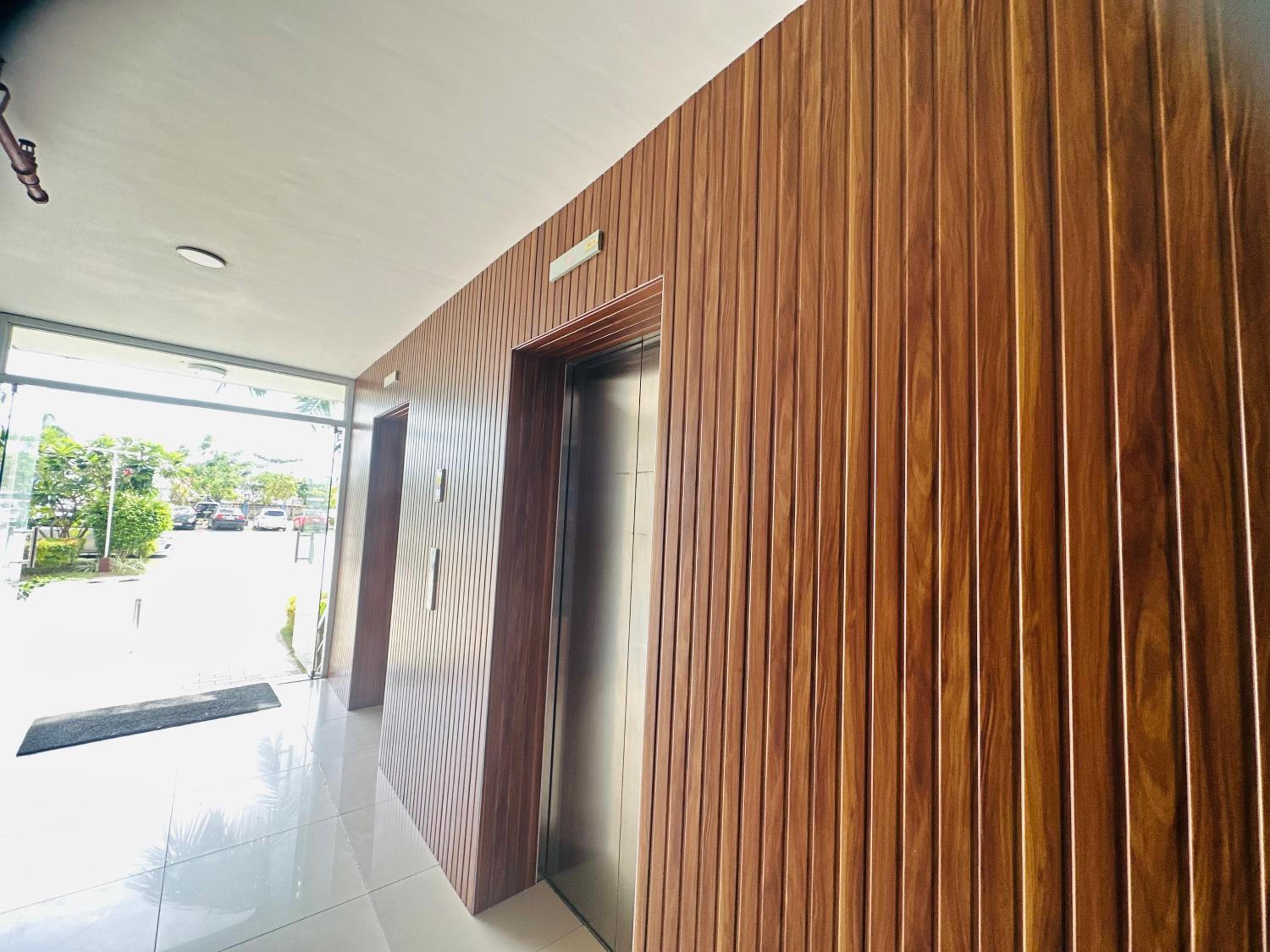 Affordable Condo with Fast Wifi & Near Airport