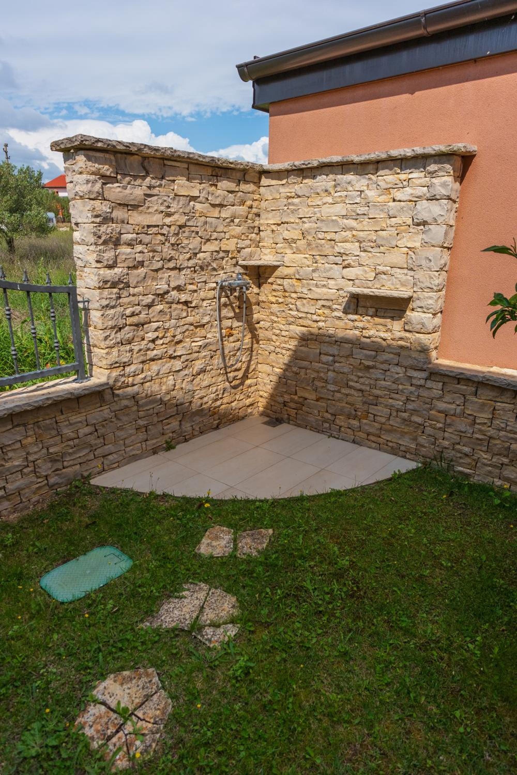 Holiday Home Nina view 3