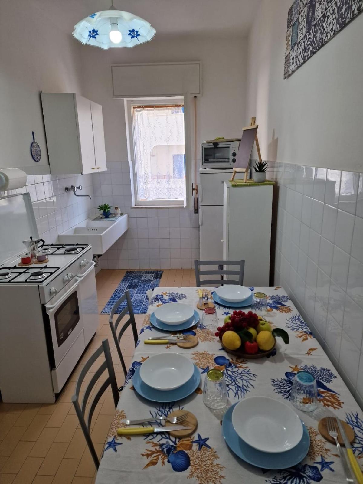 Tropea Beach House en Tropea — kitchen