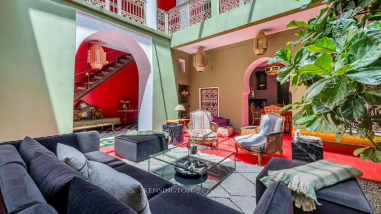 lounge
