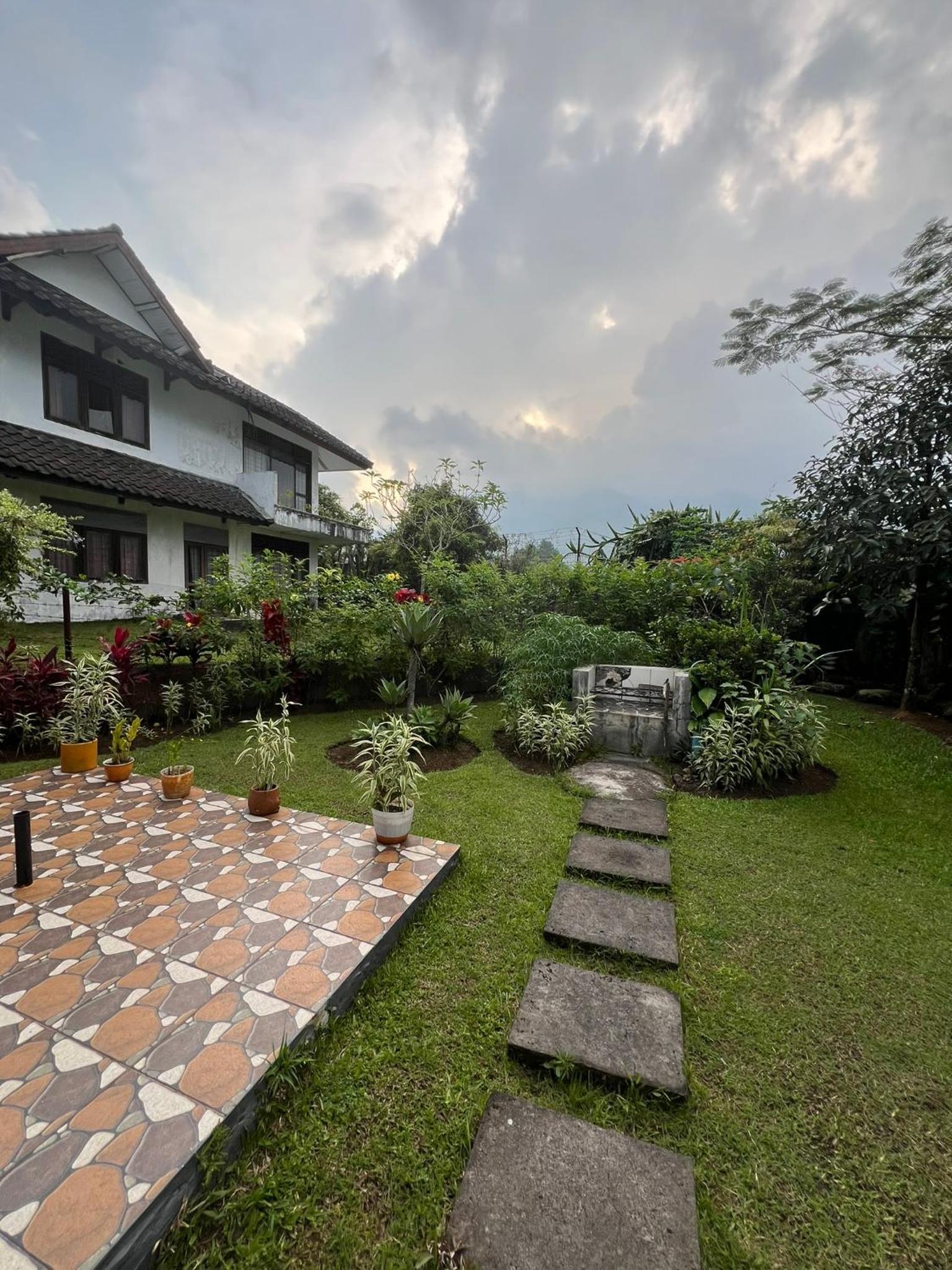Villa Oma Bougenville 2