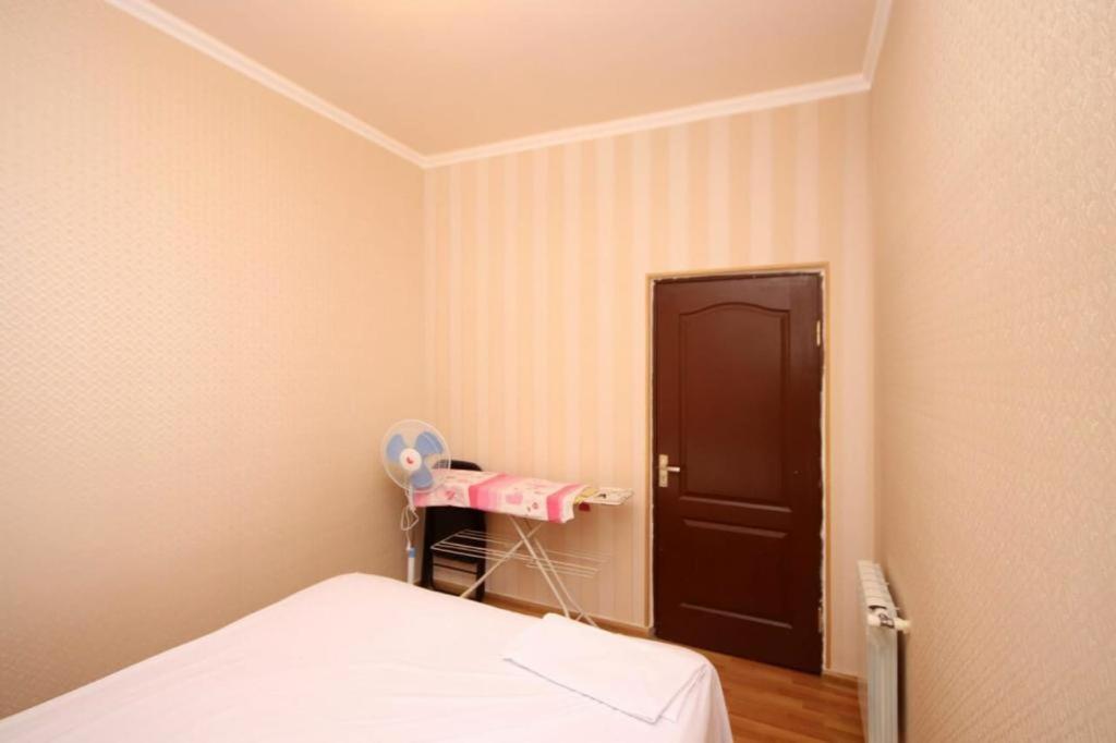 Comfy 2Bedroom Apartment on Nalbandyan Street,CENTRE