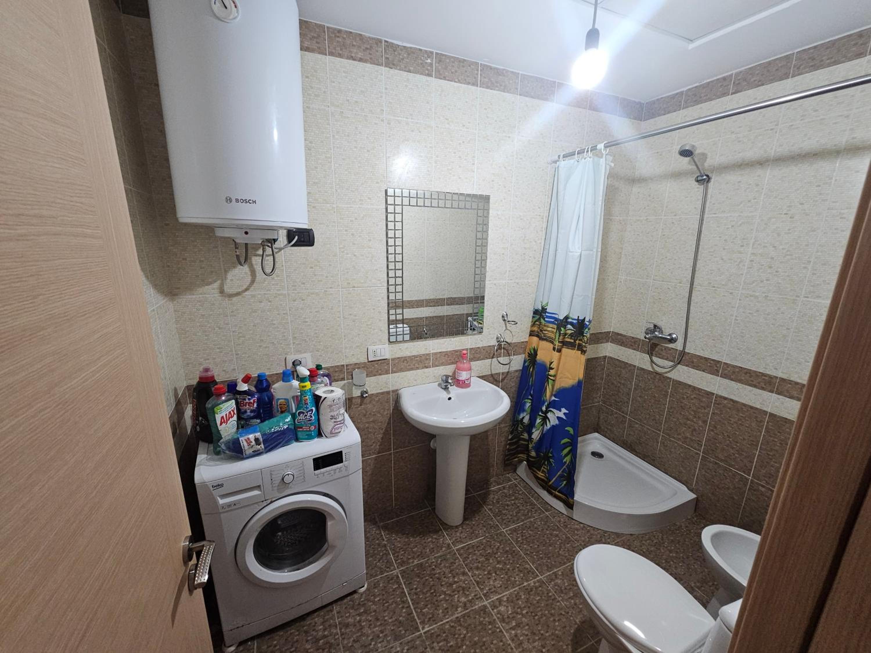Bral Plepa - Two-Bedroom Apartment Beachfront