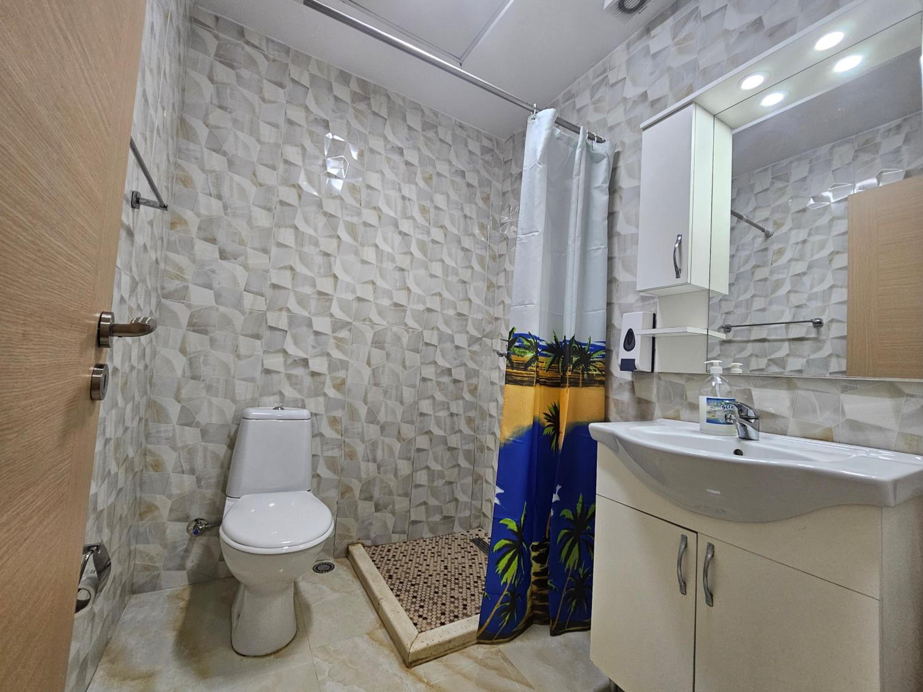 Bral Plepa - Two-Bedroom Apartment Beachfront