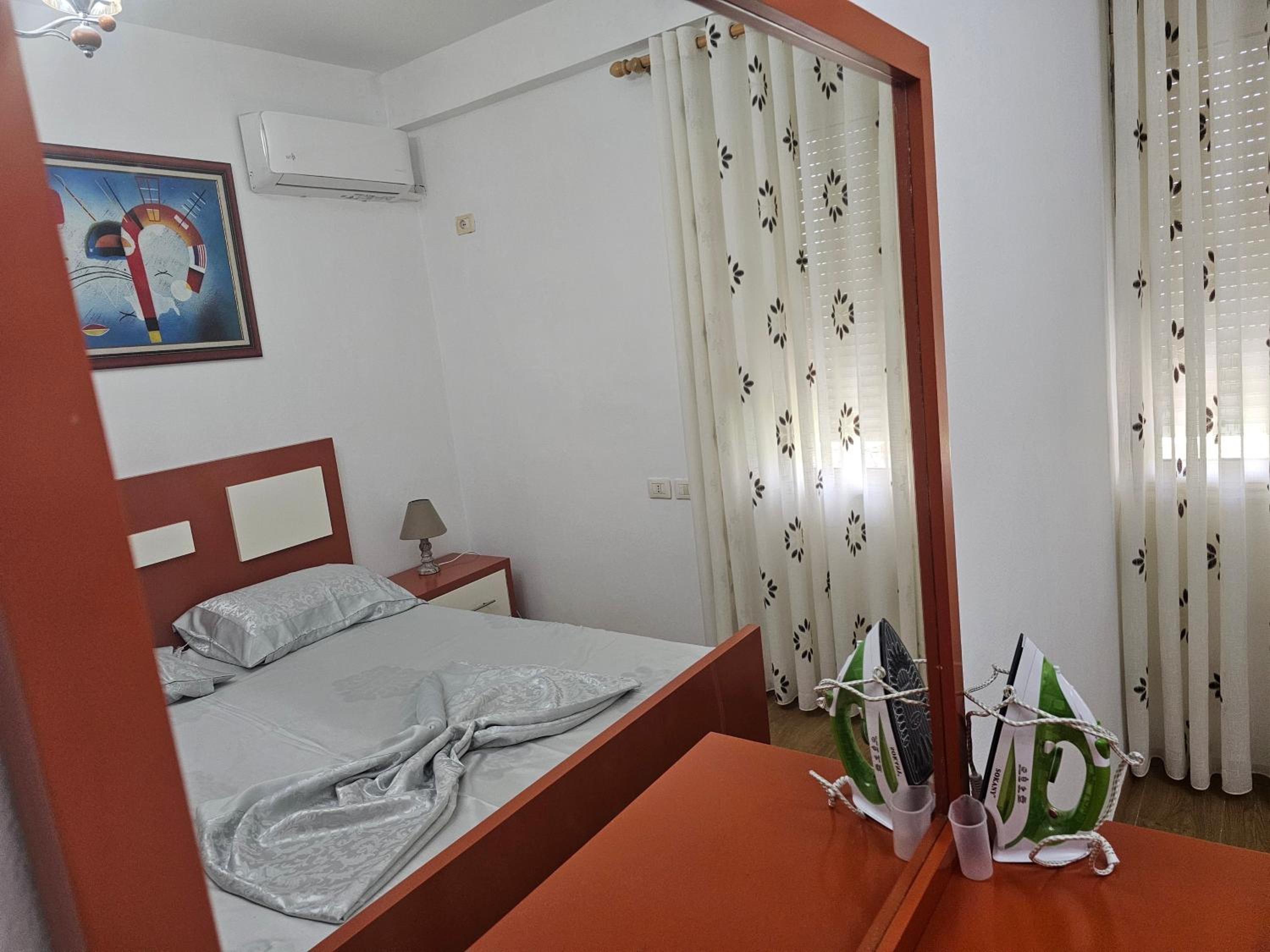Bral Plepa - Two-Bedroom Apartment Beachfront