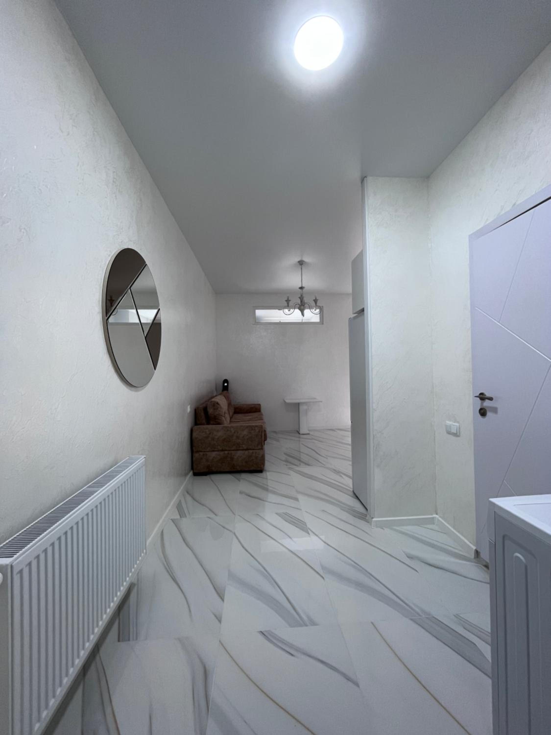 The Crystal White Apartment view 2