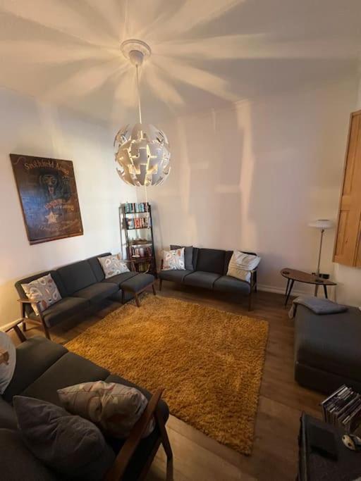 Cwtch for couples - in the heart of Tenby town view 4