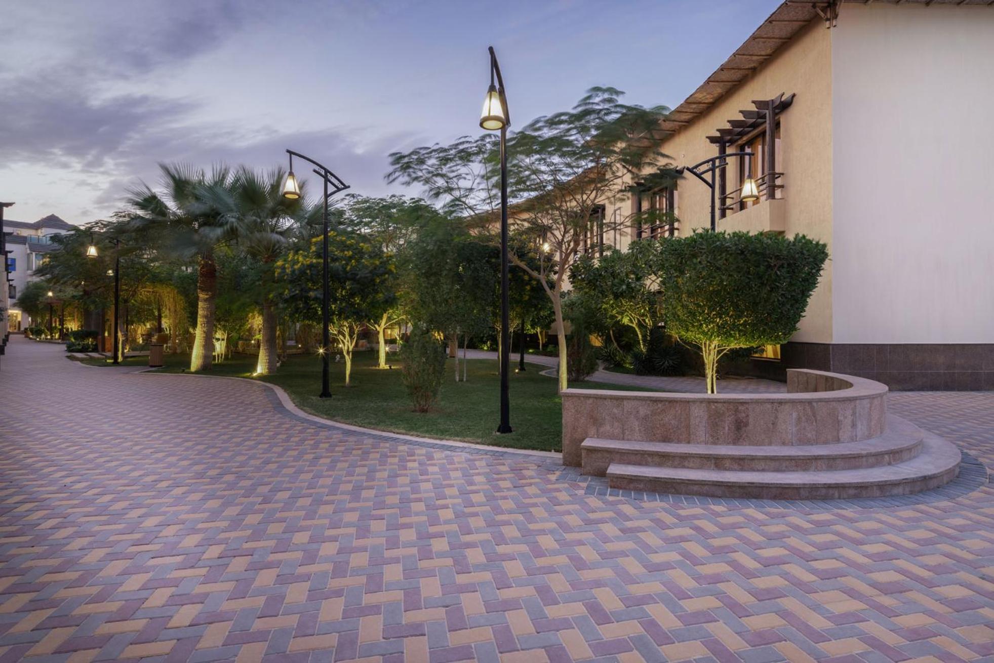 Braira Al Azizya Hotel & Resort