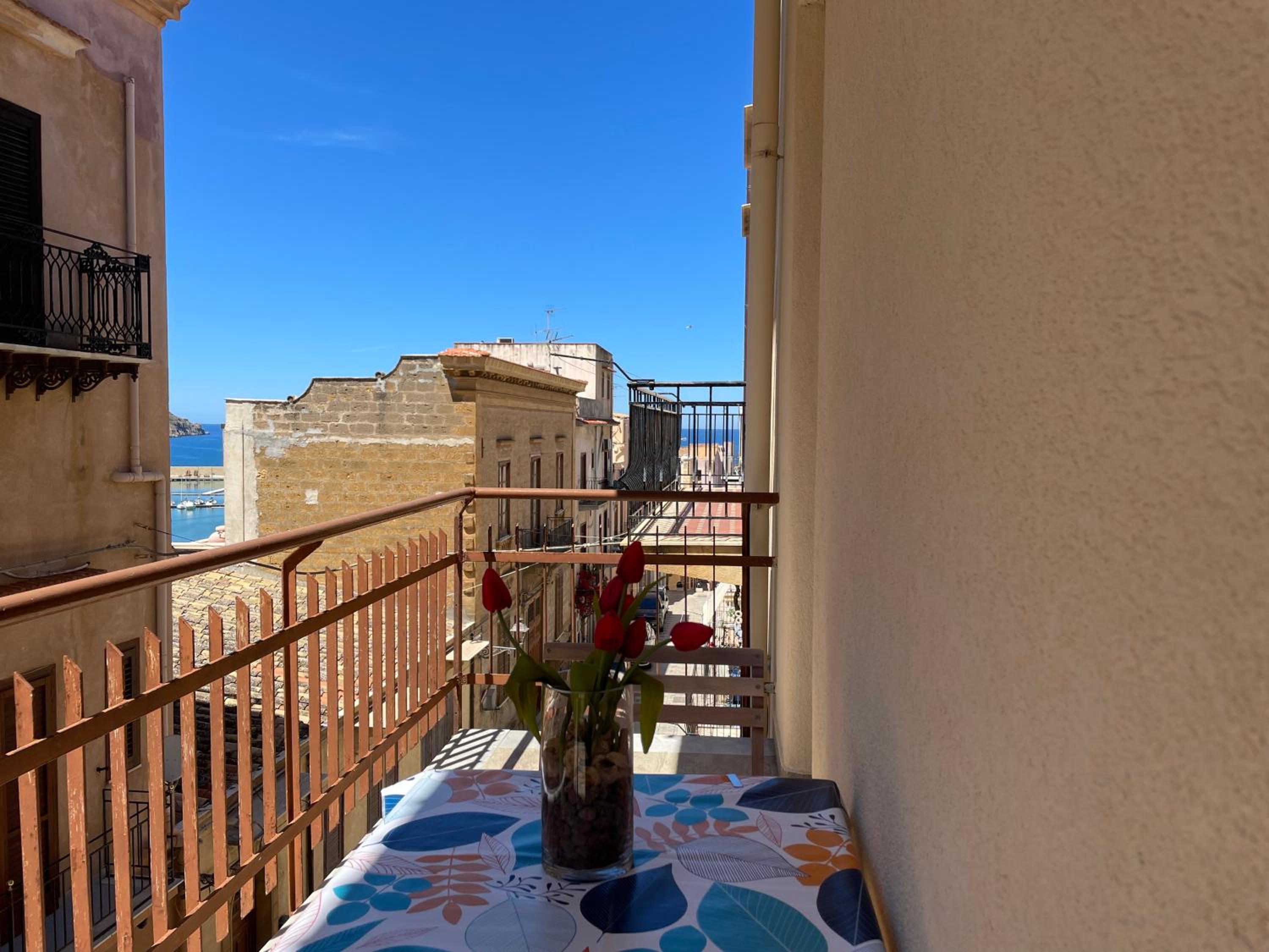 Suite de la Sicilienne view 5