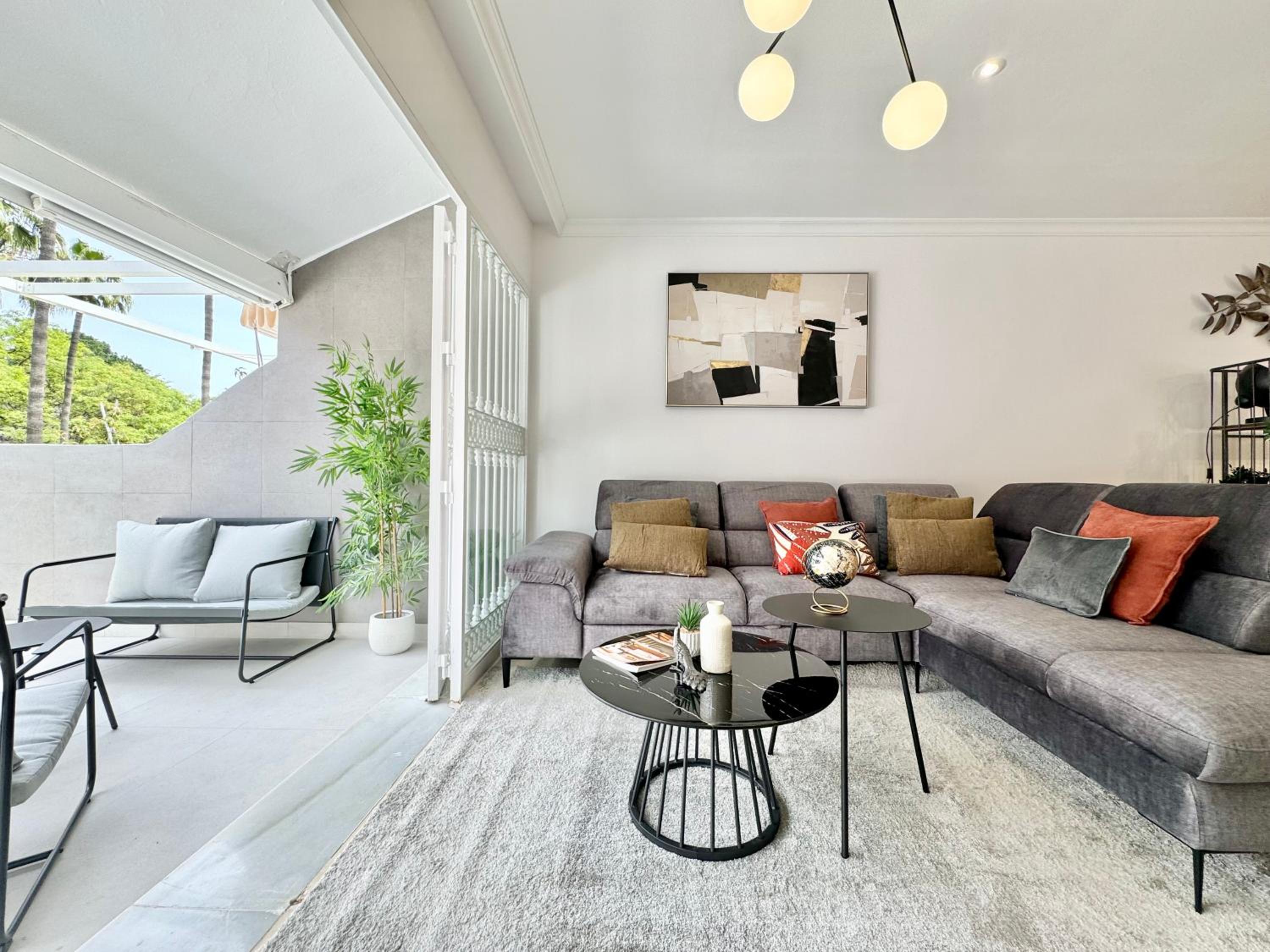 Stunning 3BD, 2BH Marbella with Pool, BBQ Terrace view 5