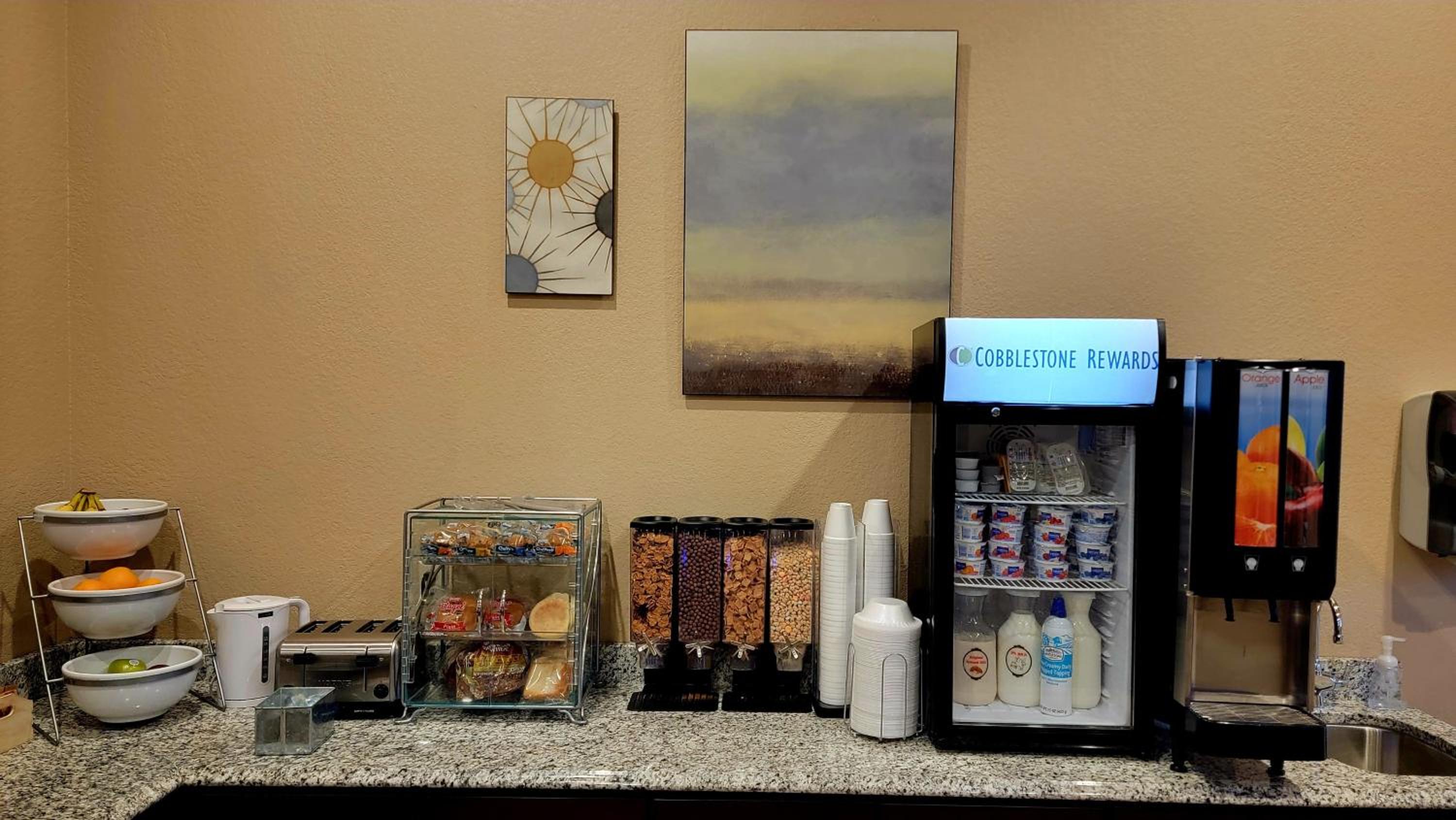 Cobblestone Inn Suites Maryville - Property Image 35