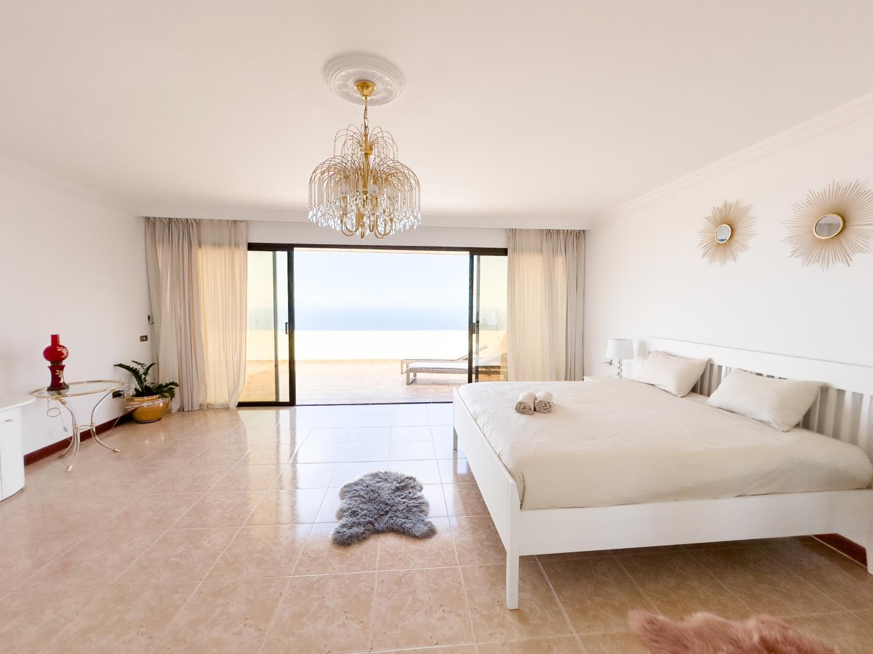 Dragon Tree Villa with Heated Private Pool Tenerife