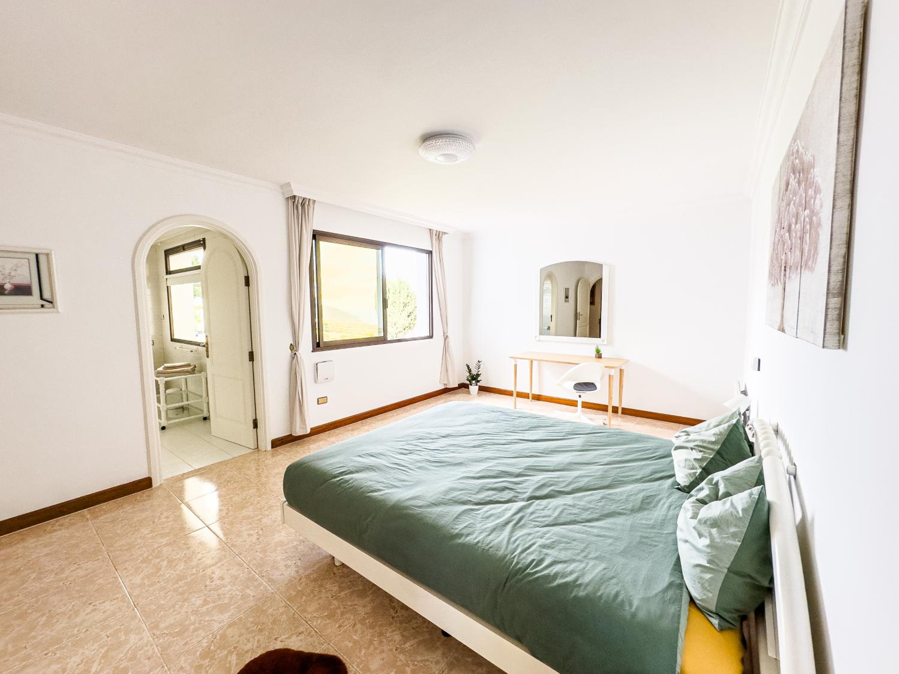 Dragon Tree Villa with Heated Private Pool Tenerife