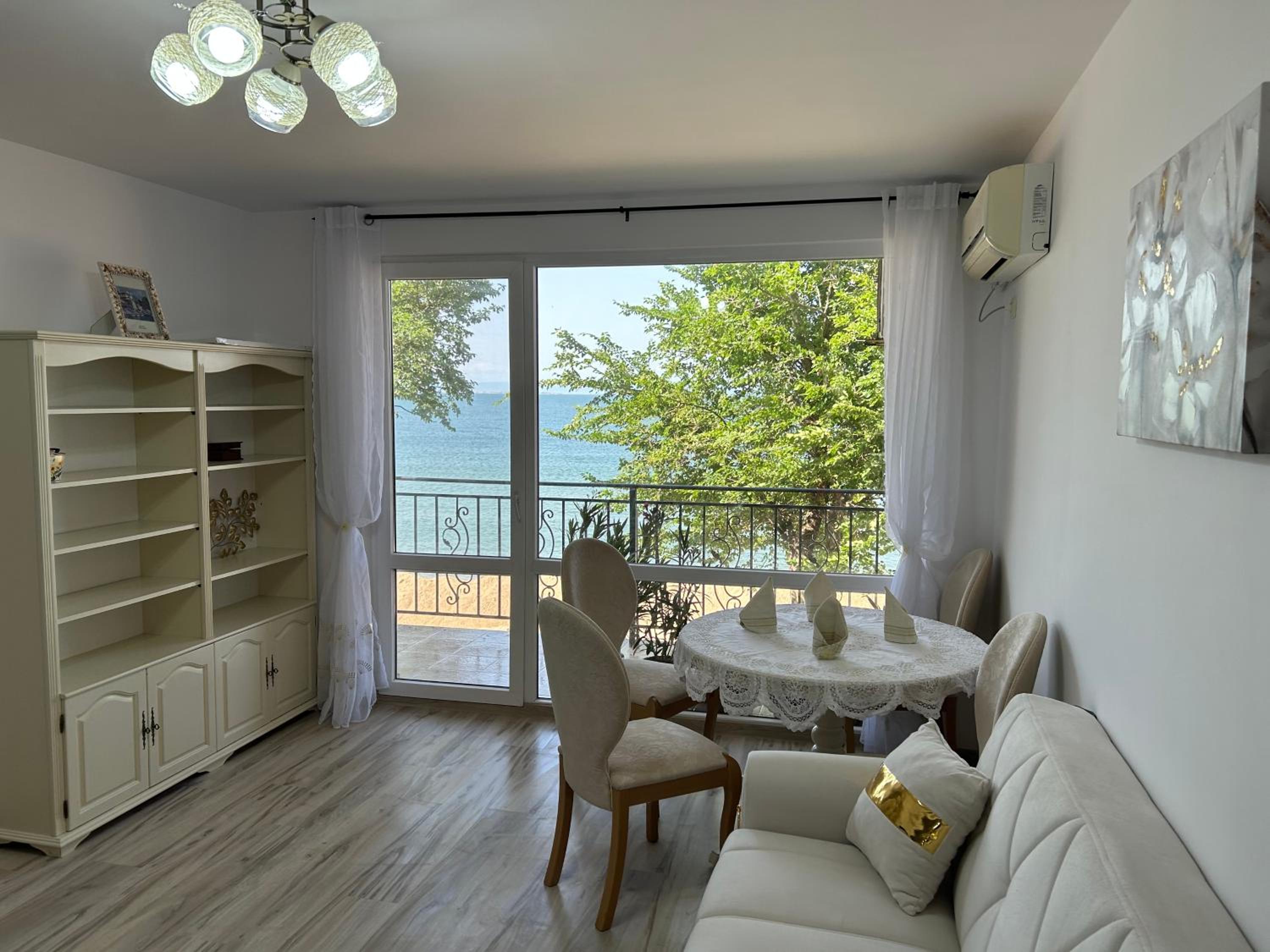 Golden Luxury on the Sand, Chernomoretz, Bulgaria