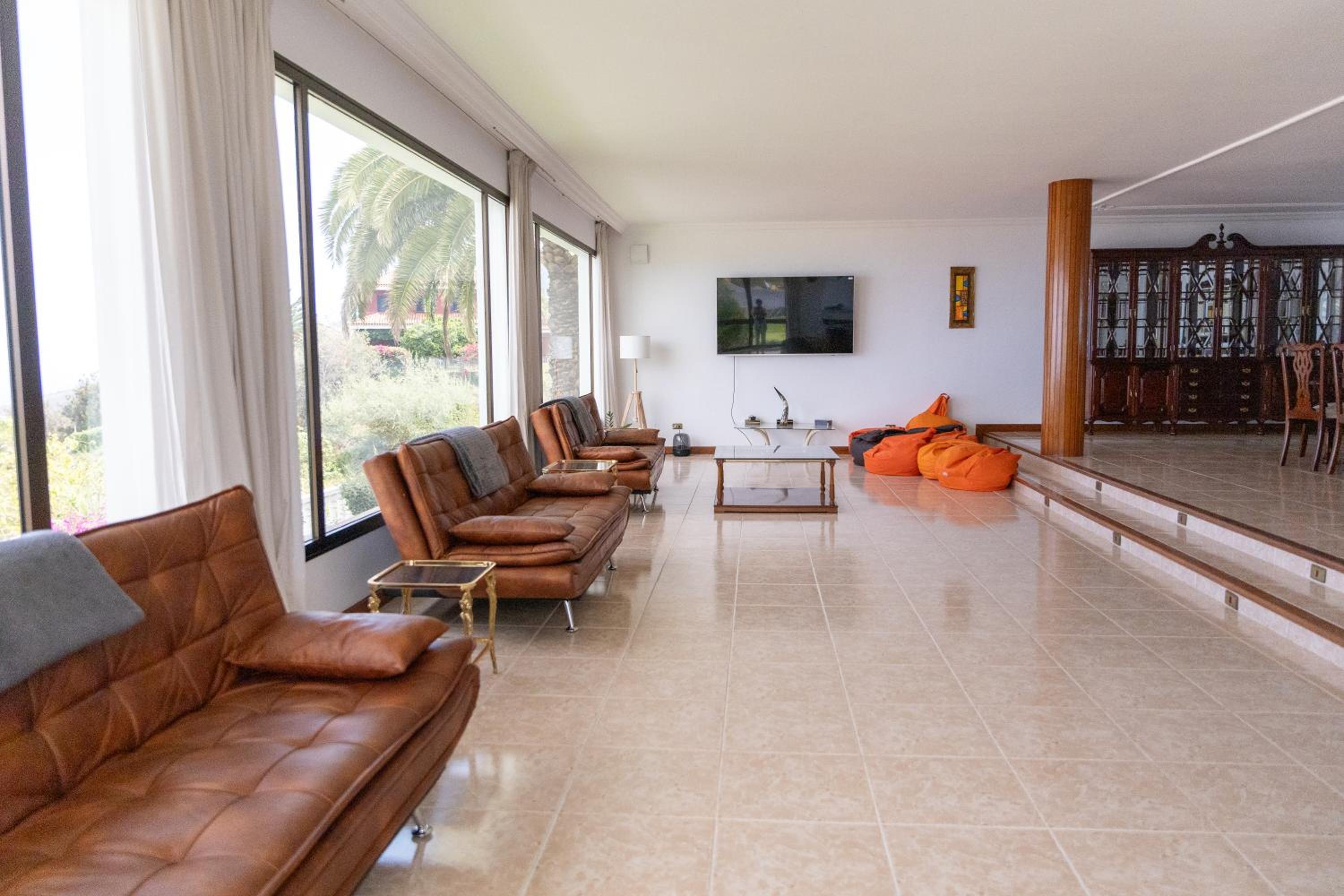 Dragon Tree Villa with Heated Private Pool Tenerife