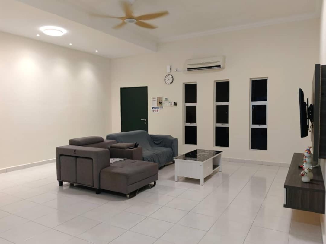Homestay Sitiawan 53 photo 8