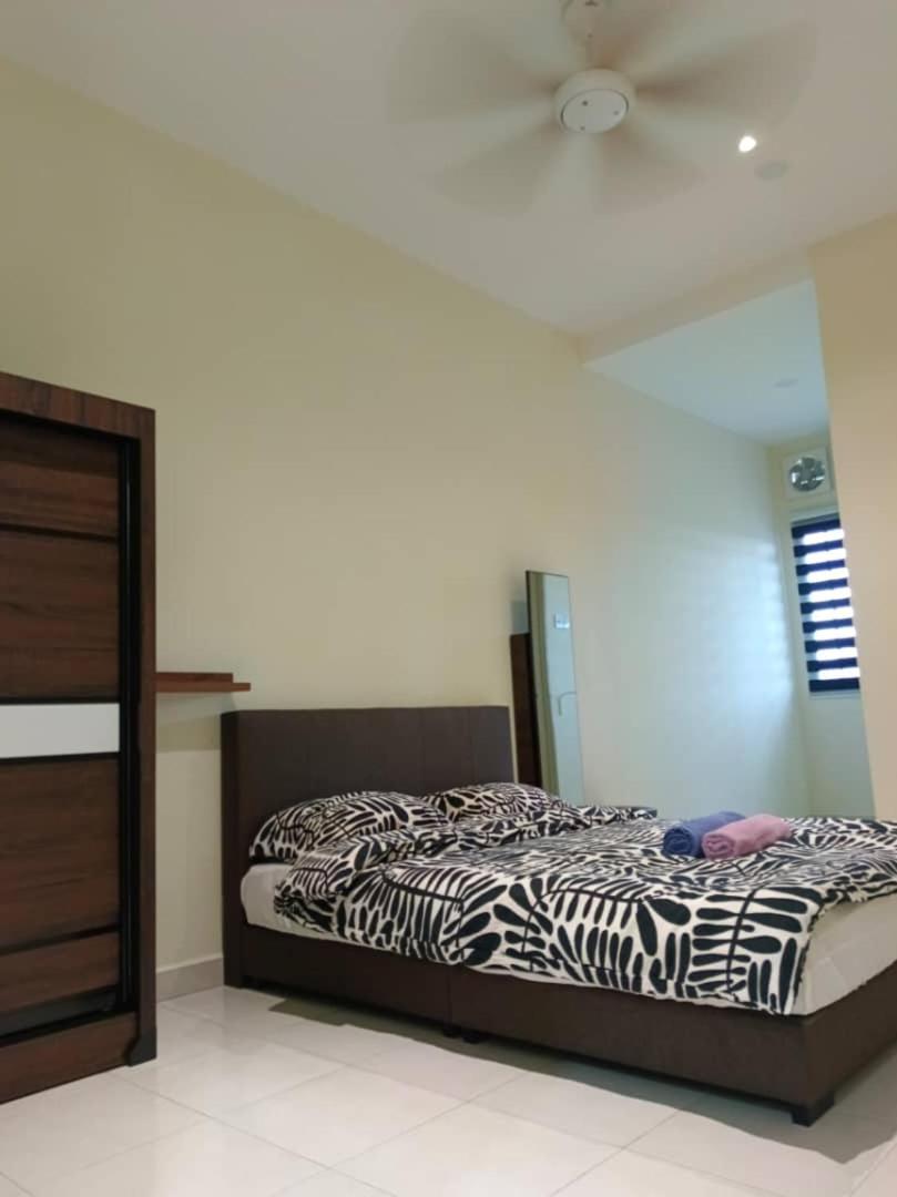 Homestay Sitiawan 53 photo 5