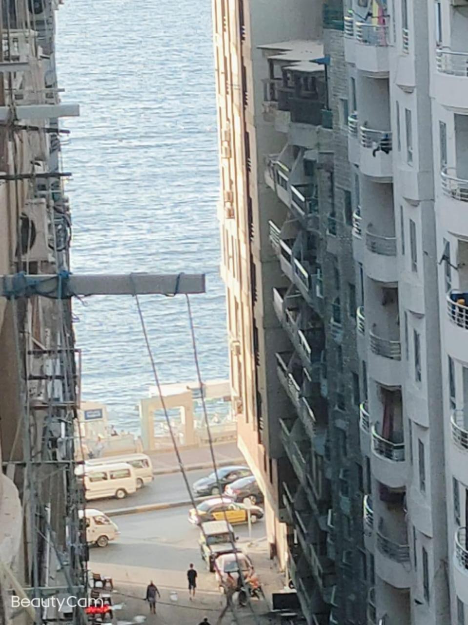 Downtown Sea View Suites
