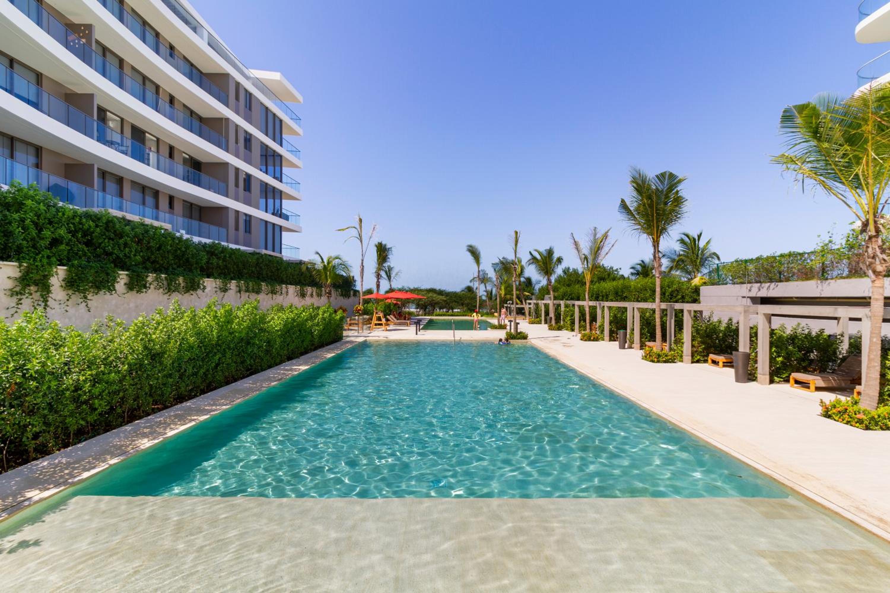Apto 2 habitaciones Piscinas Frente a la playa en Cartagena