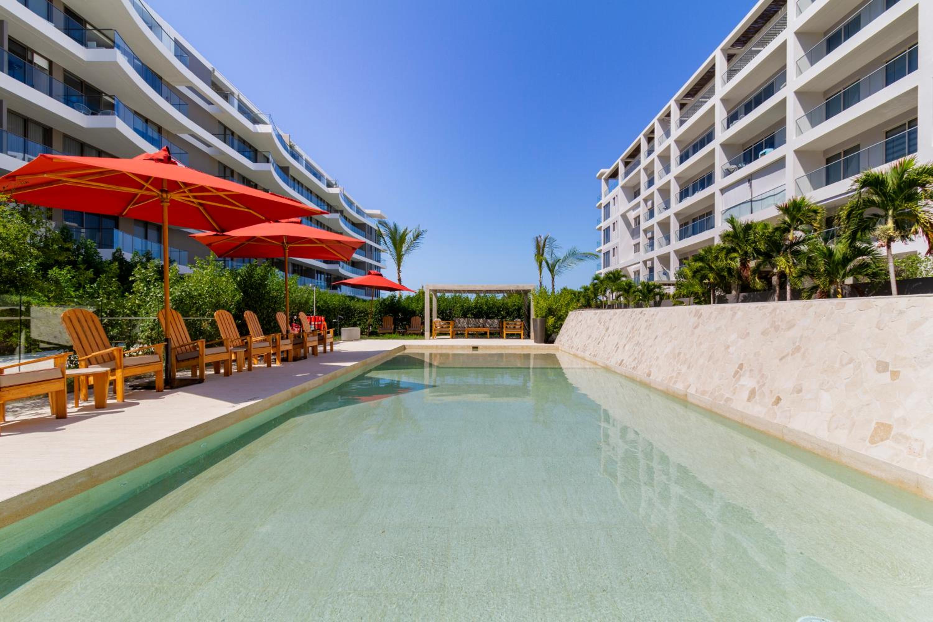 Apto 2 habitaciones Piscinas Frente a la playa en Cartagena