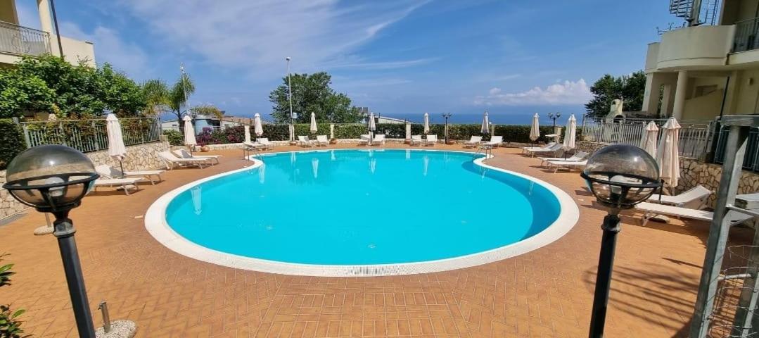 Bella Sorella en Pizzo — recepcion & lobby