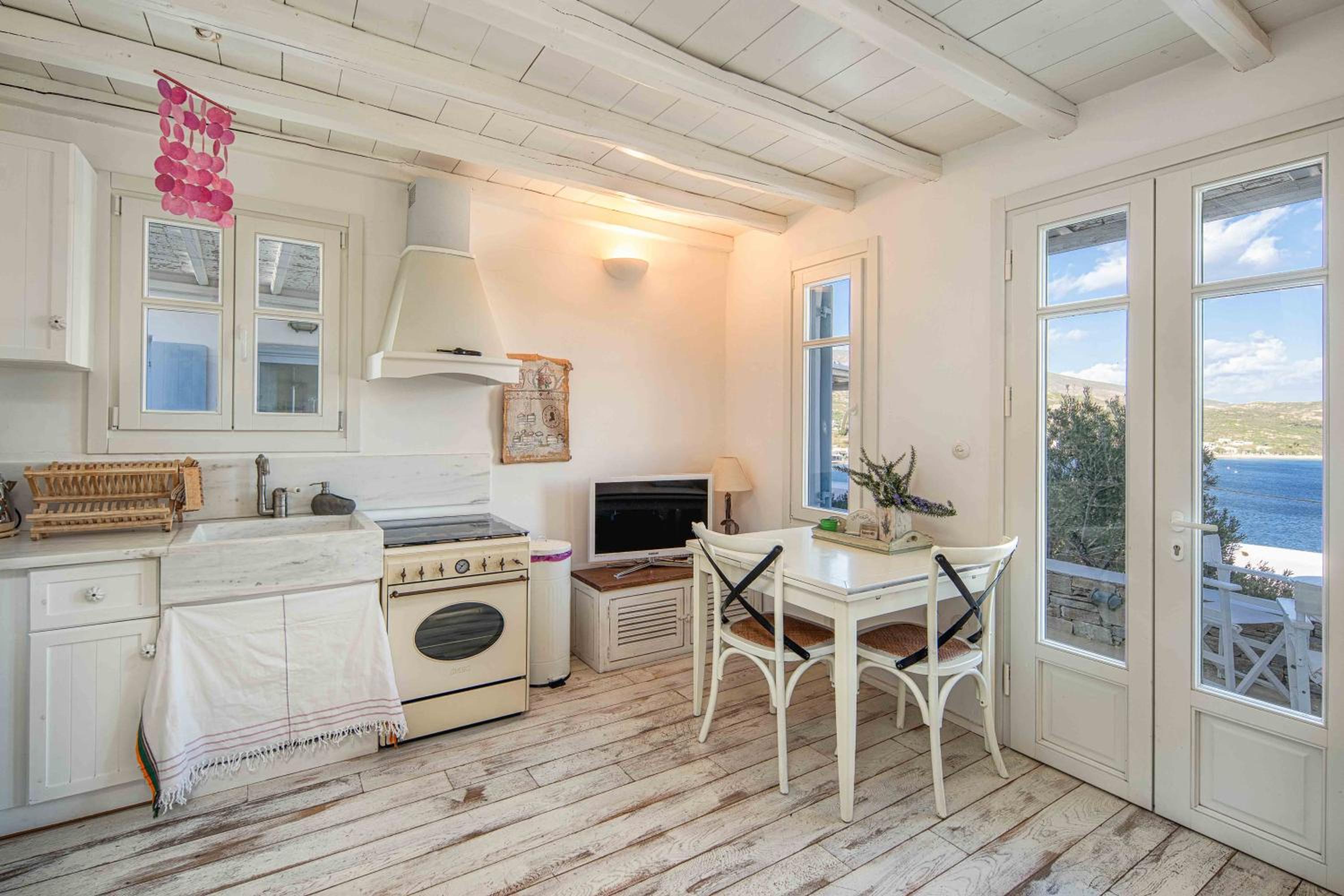 Dewdrop House, Livadi Serifos view 4
